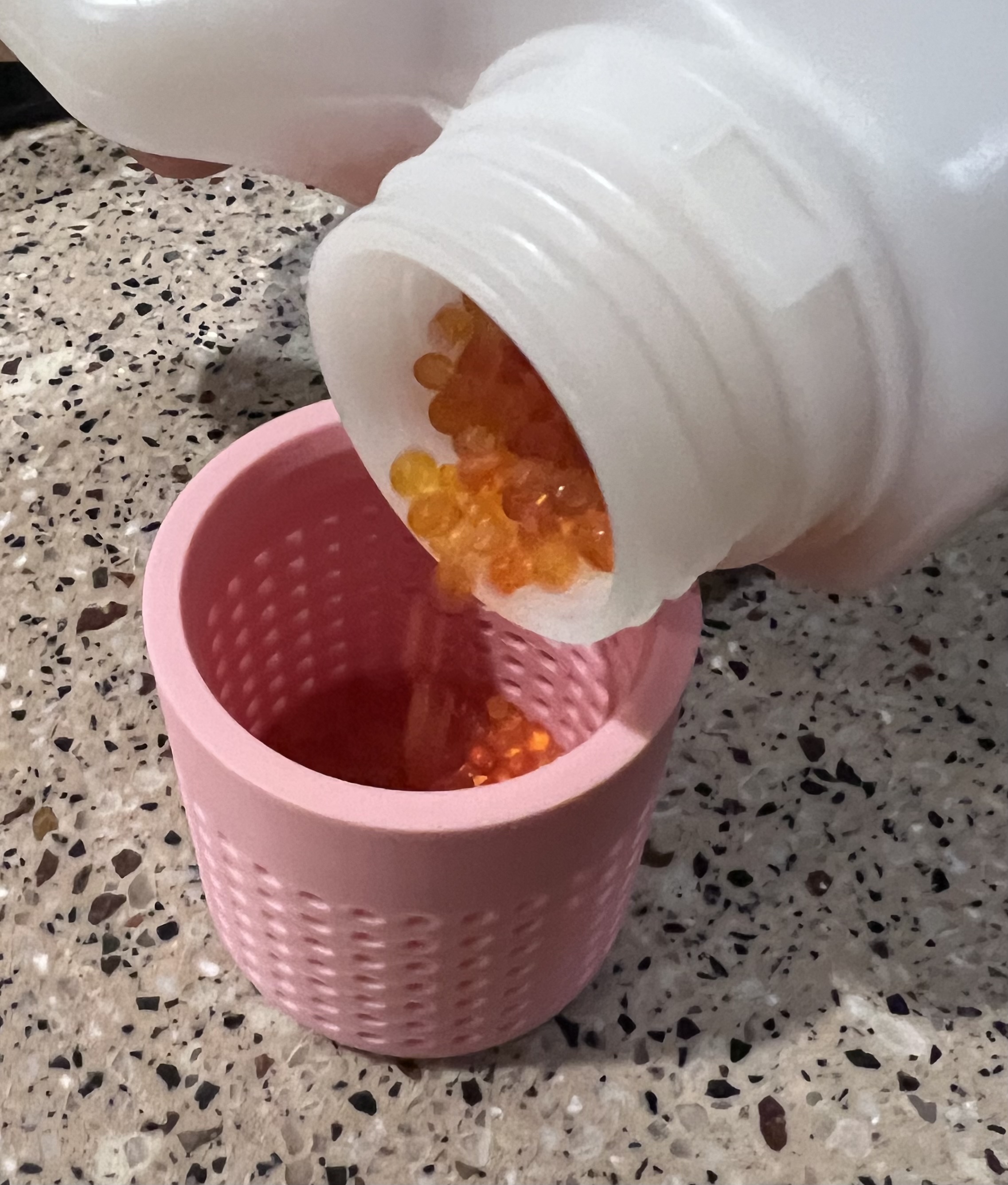Desiccant holder