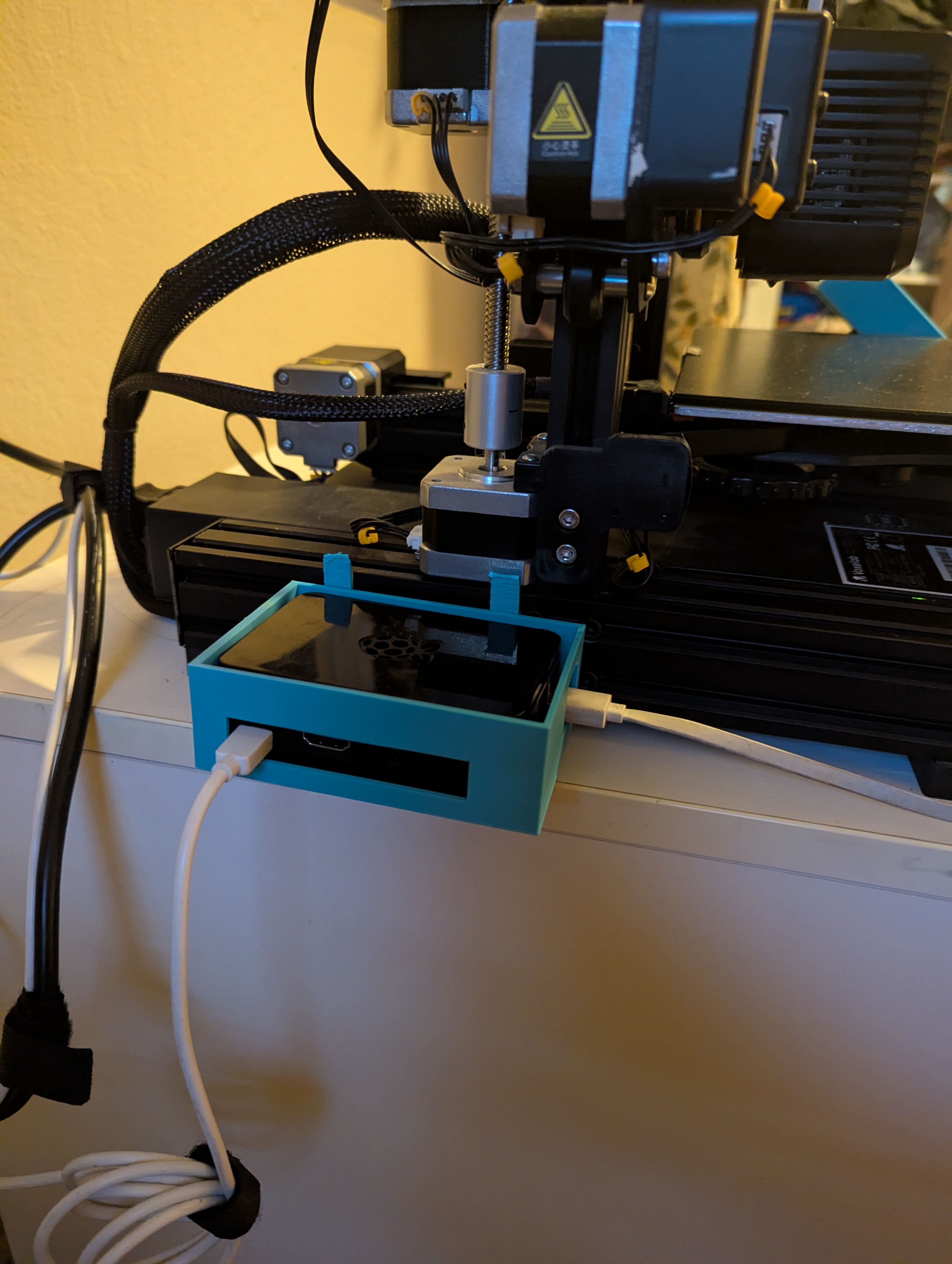 Raspberry Pi holder for Voxelab Aquila x2