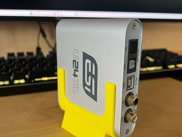 U24XL stand