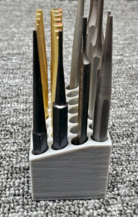 Miniatura 2 do modelo 3D Punch Holder Block - Small