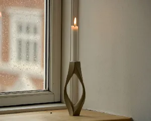 Unity candleholder