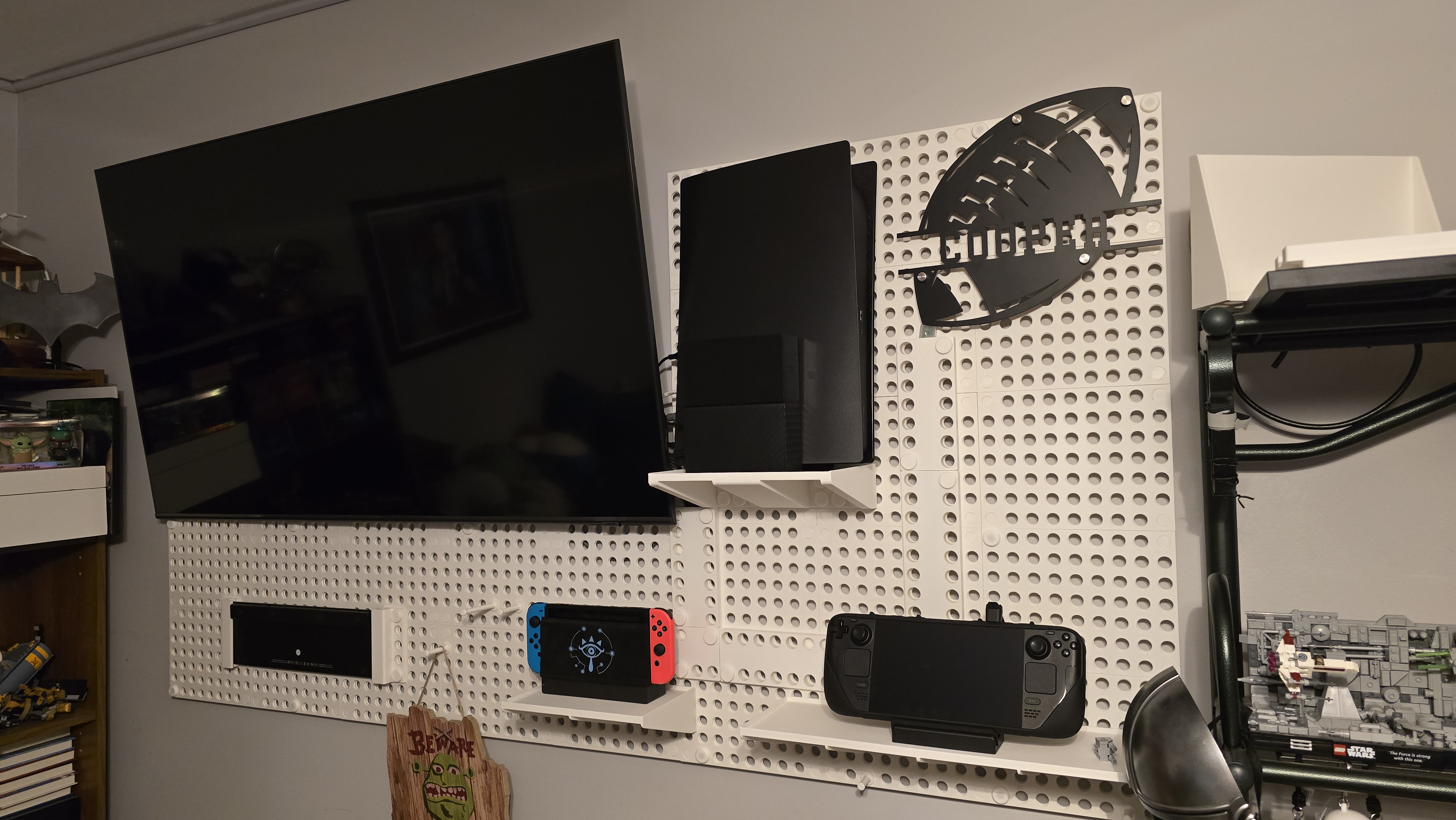 Thread Board Wall Mounting System Accessories