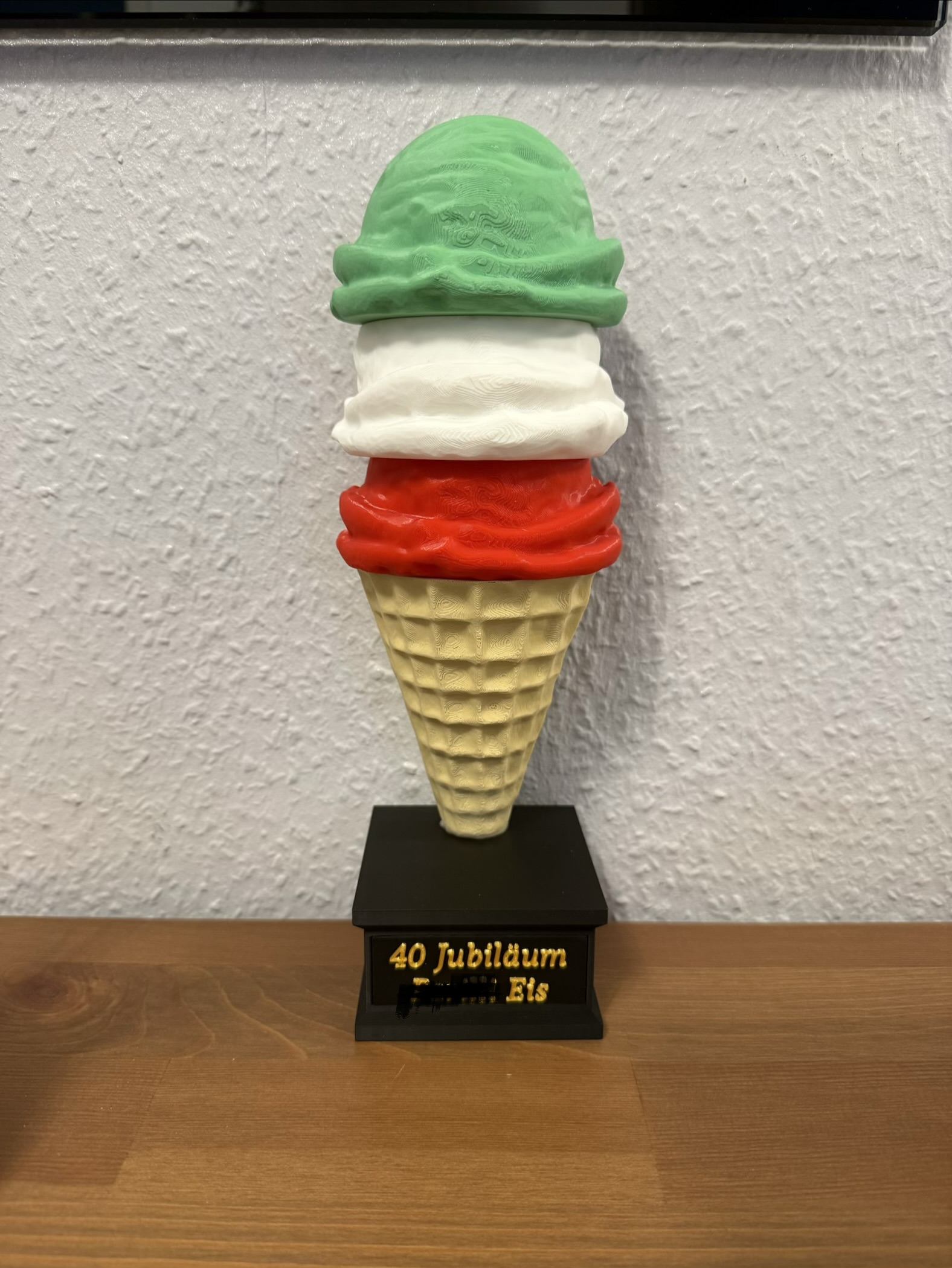 Ice cream trophy (award)