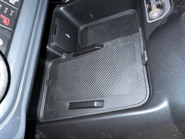 6th Gen bronco mag safe charger