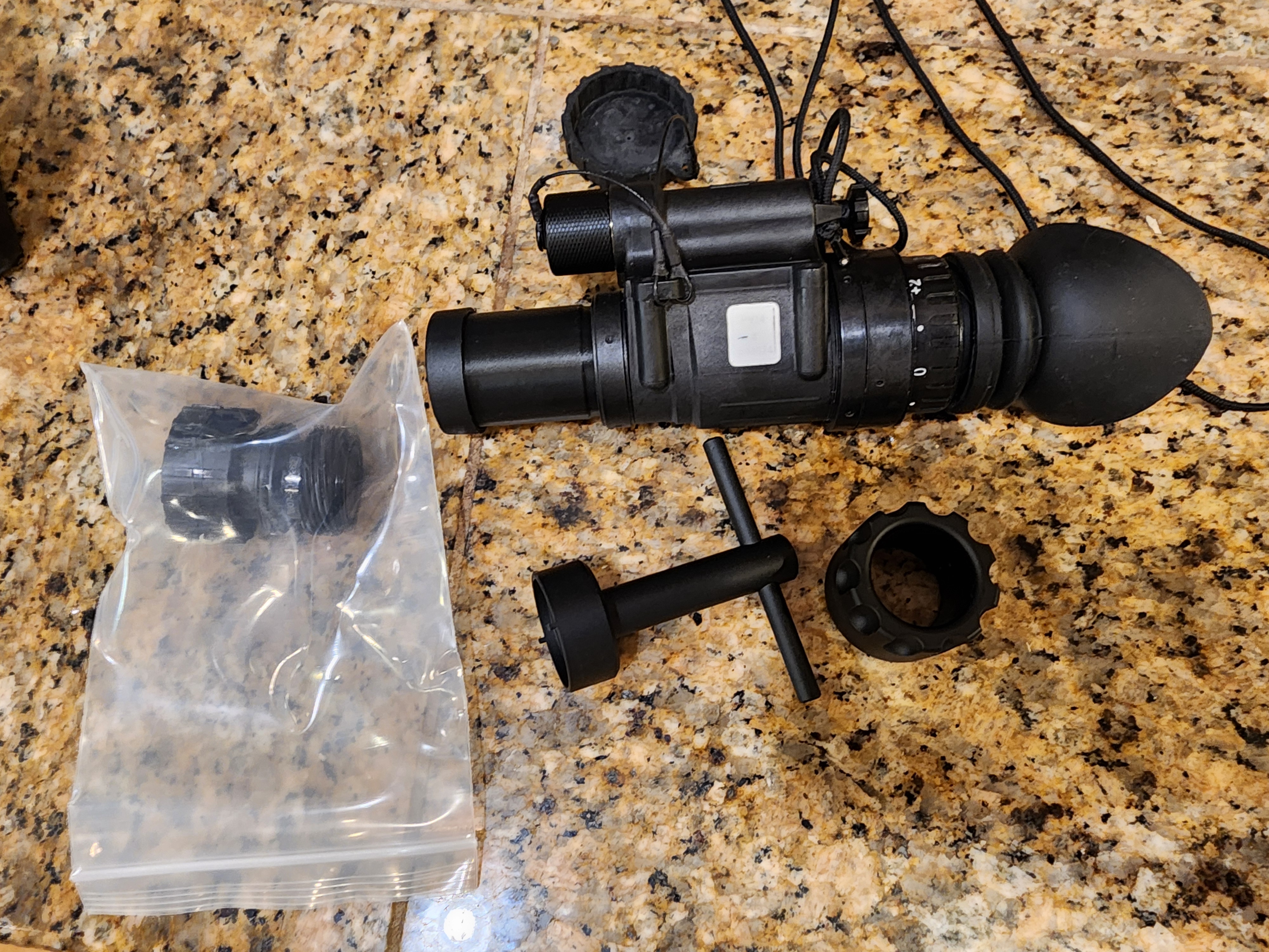 PVS-14 telescope prime focus adaptor for night vision