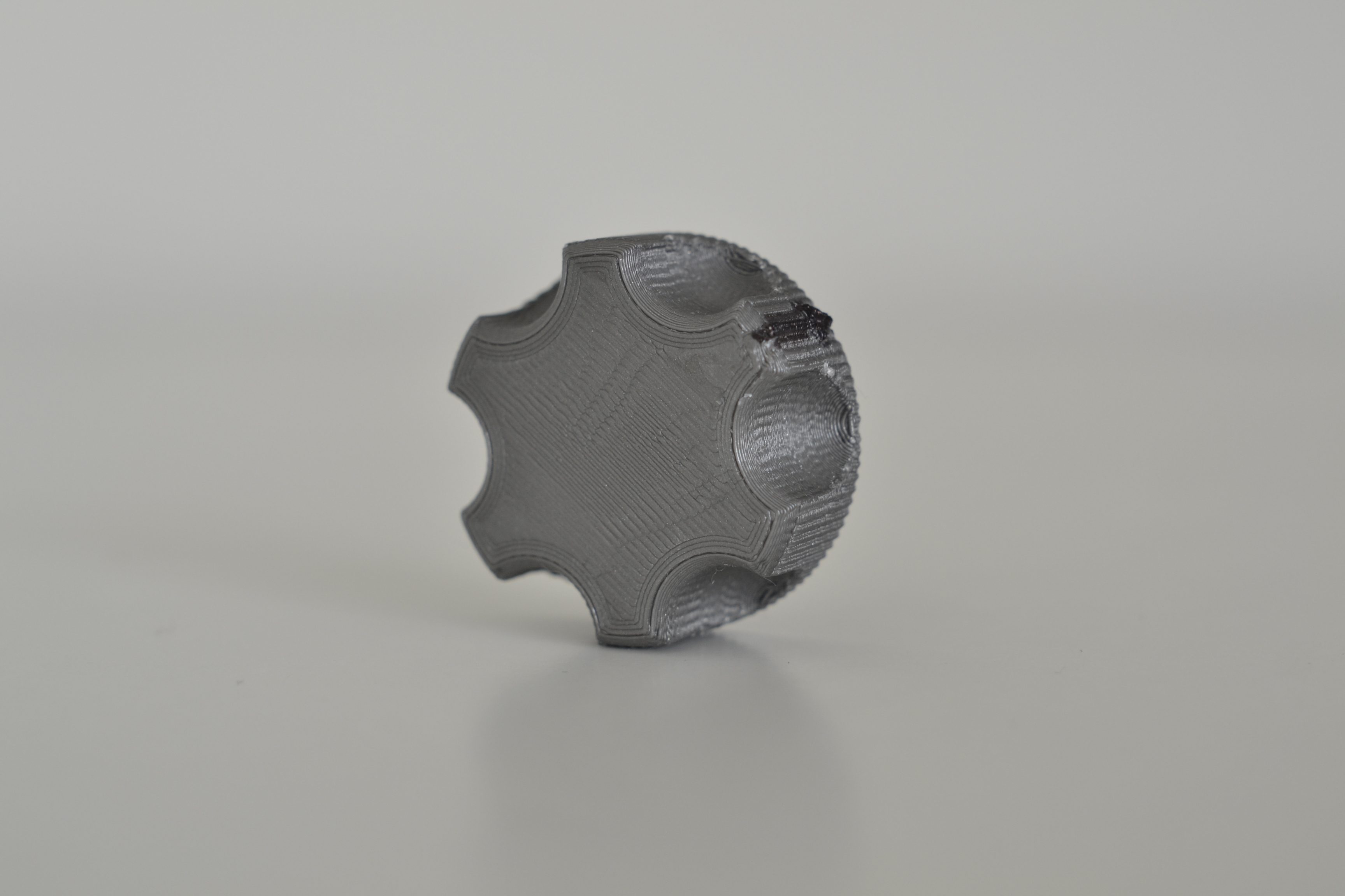 Fancy scalloped knob