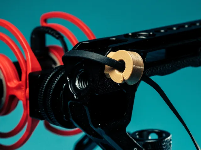 The simplest TPU Cable Clip for 1/4-20 Threaded Mounts