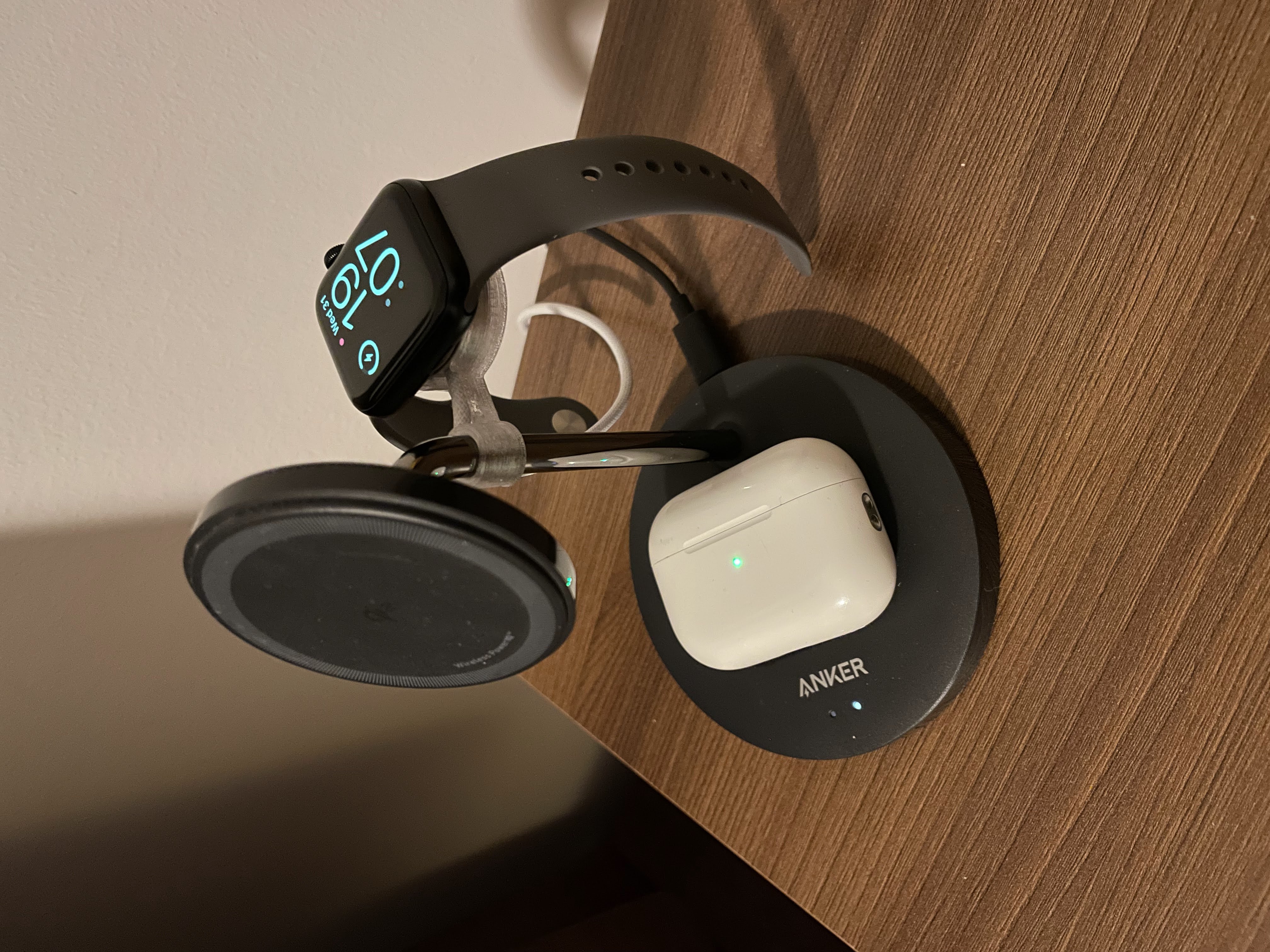 AppleWatch charger clip-on for 2-in-1 Anker charger