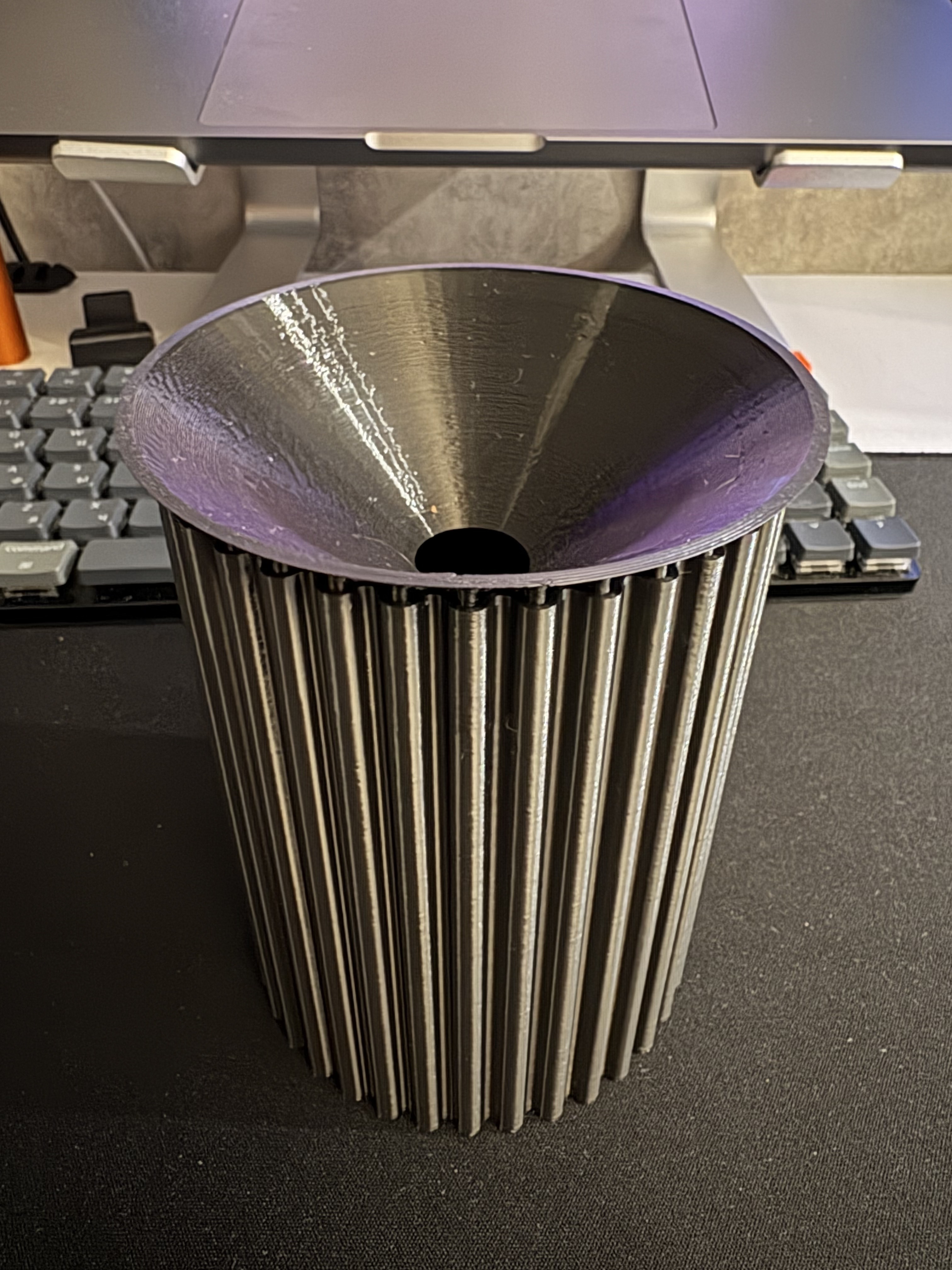Sticks bin for GLO and IQOS