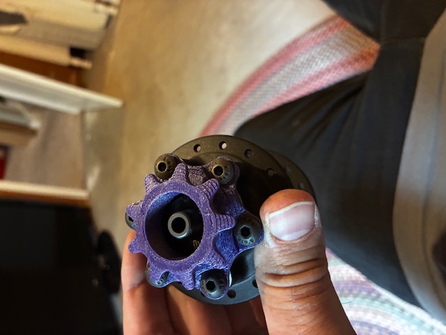 Small track cog concept for 12 and 9 tooth