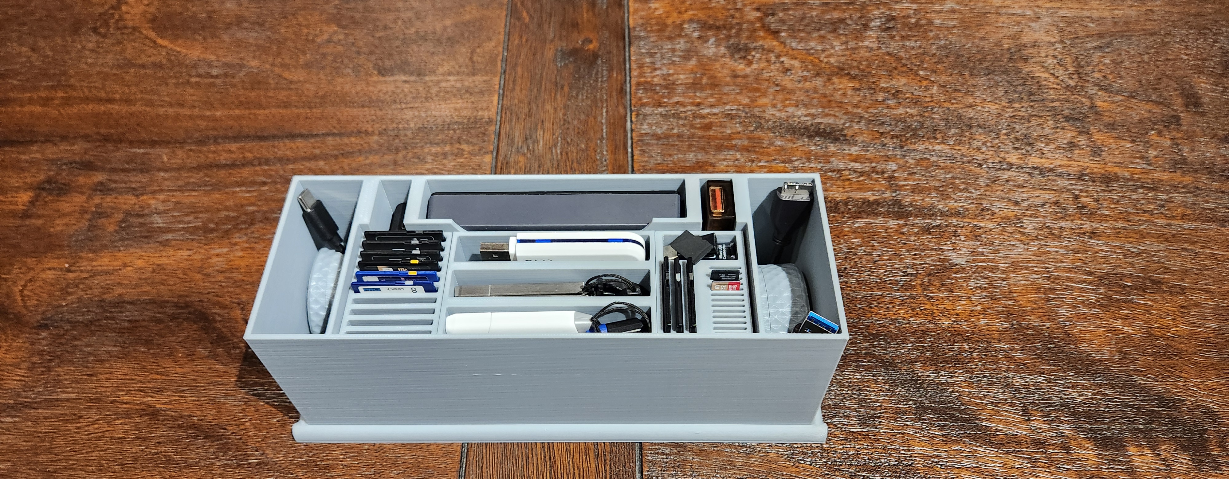 Digital memory desk storage — miniatura 3