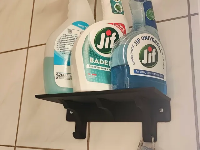 Towel hanger with base plate (Check out the other pics!)