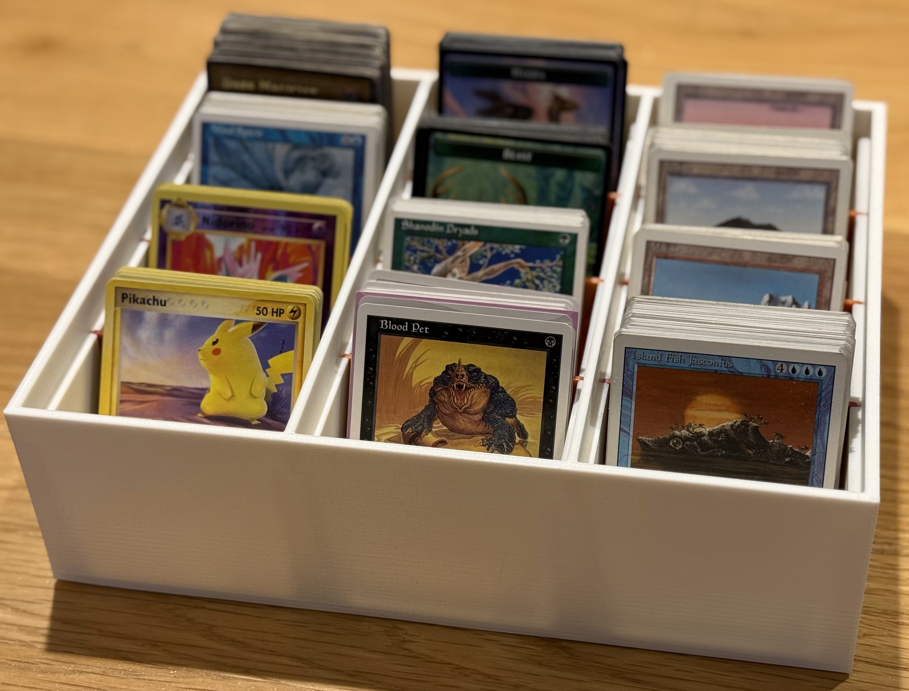 Cape Fear Games Sturdy Card Sorting & Grading Tray for Magic, Pokemon, etc.  Sleeved or Unsleeved.