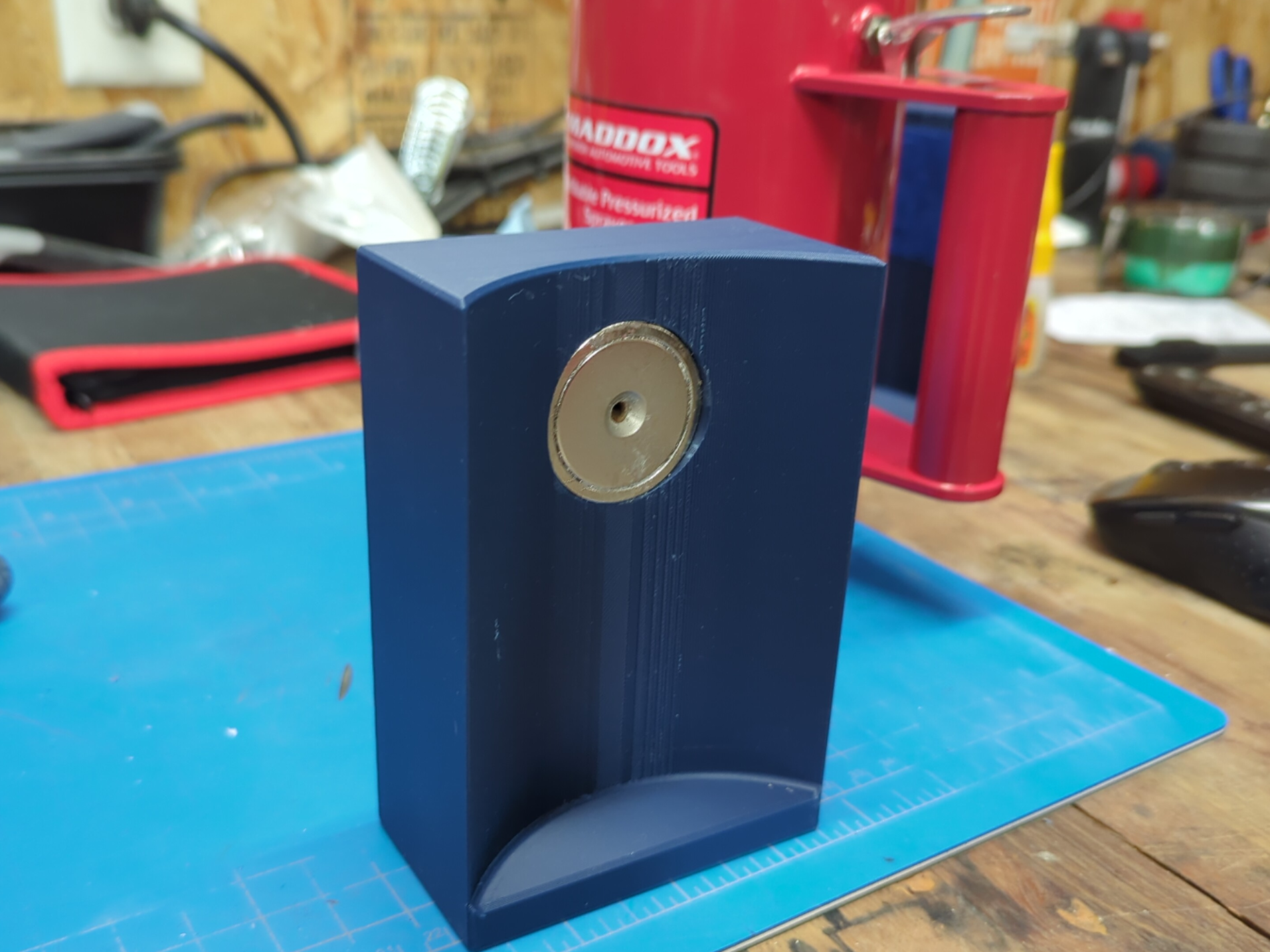 Refillable Sprayer Holder