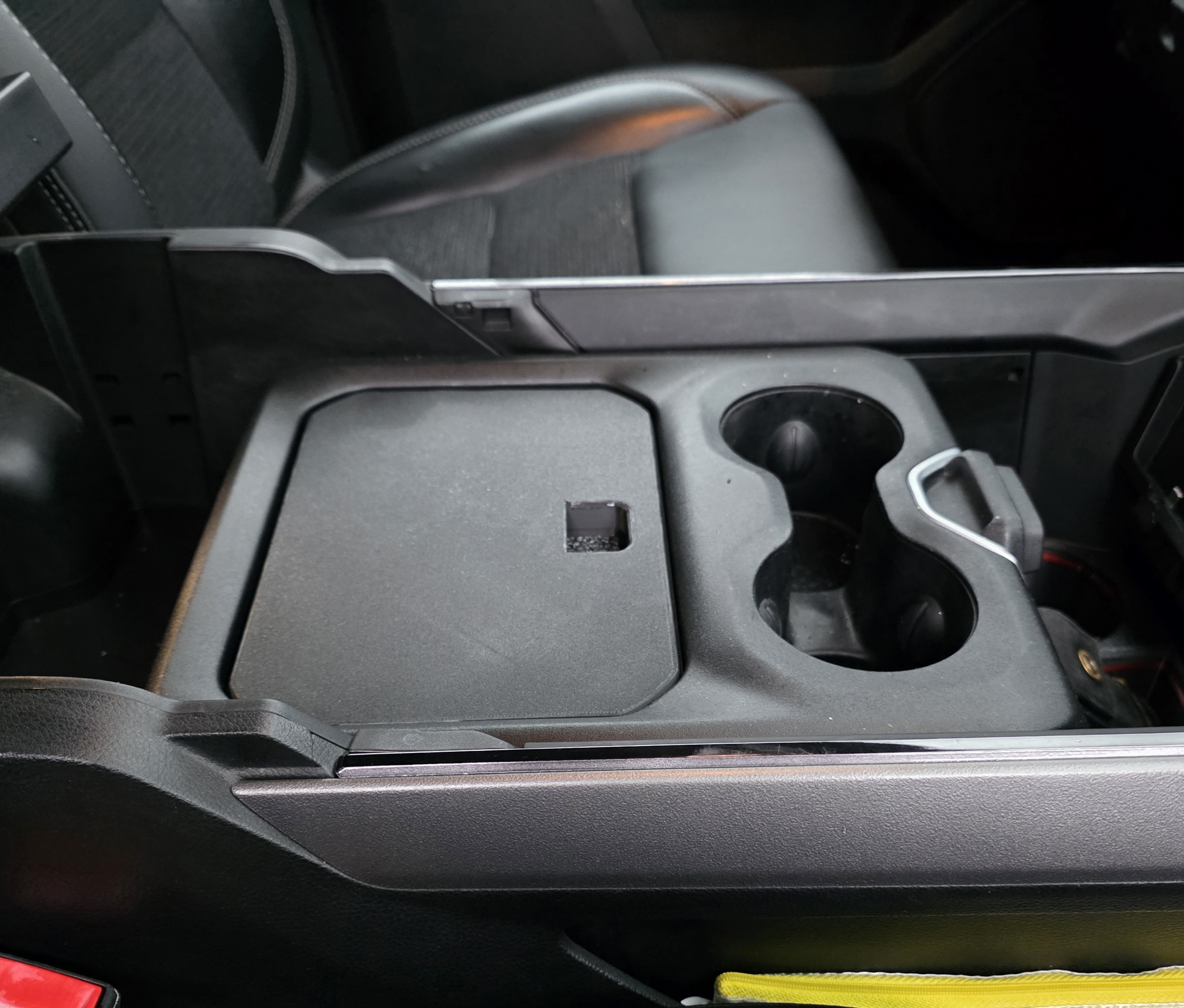 Ram 1500 Cosole cover