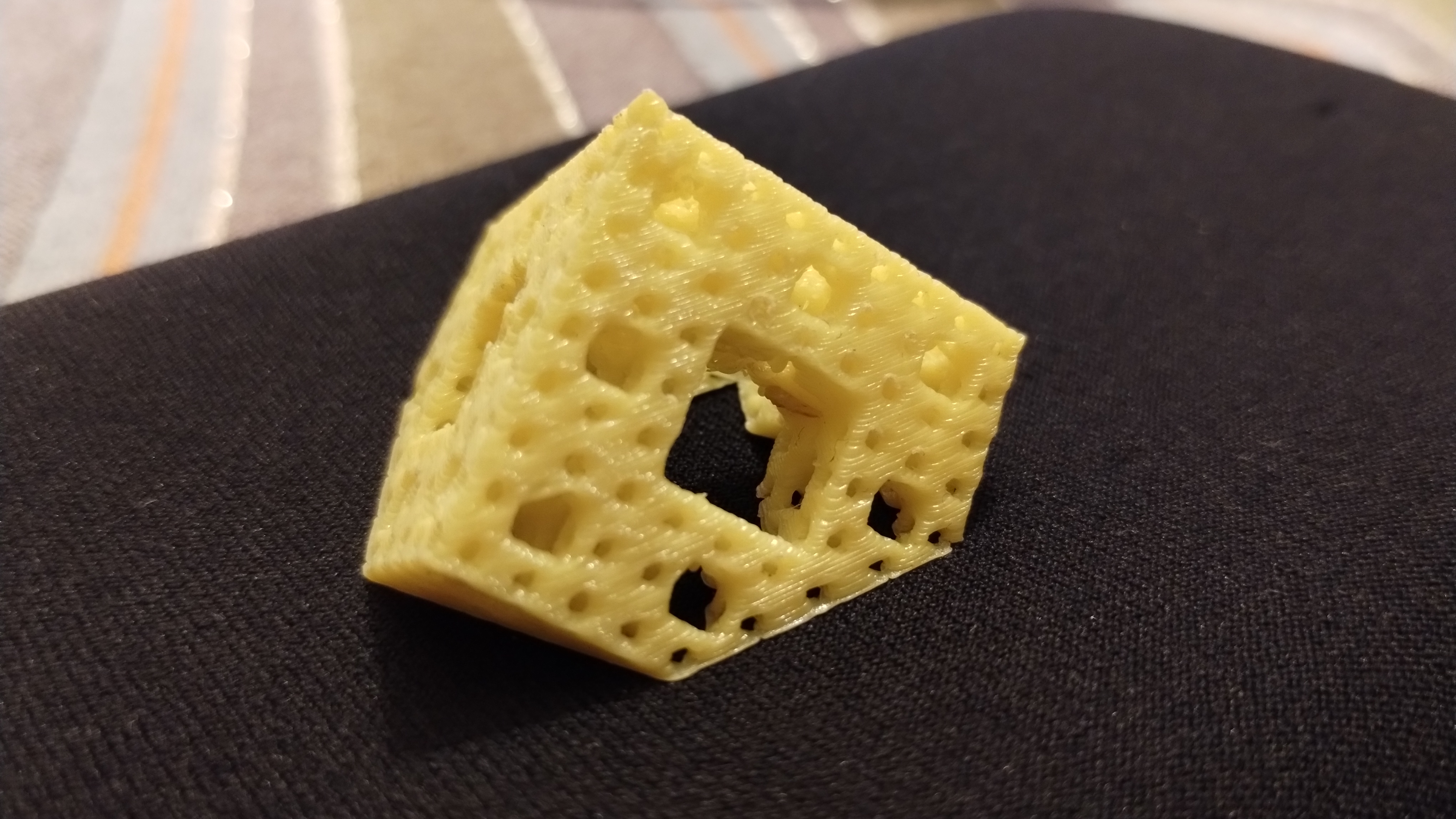 Miniatura 2 do modelo 3D Menger Sponge 4th degree
