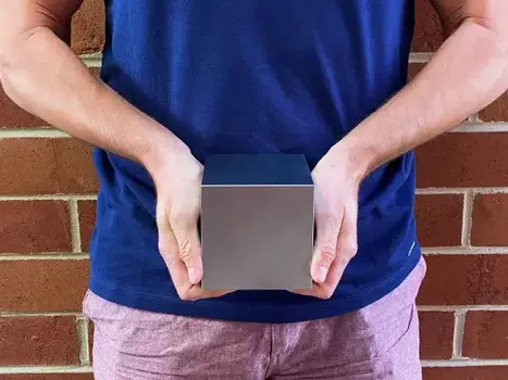 Viral Tungsten Cube