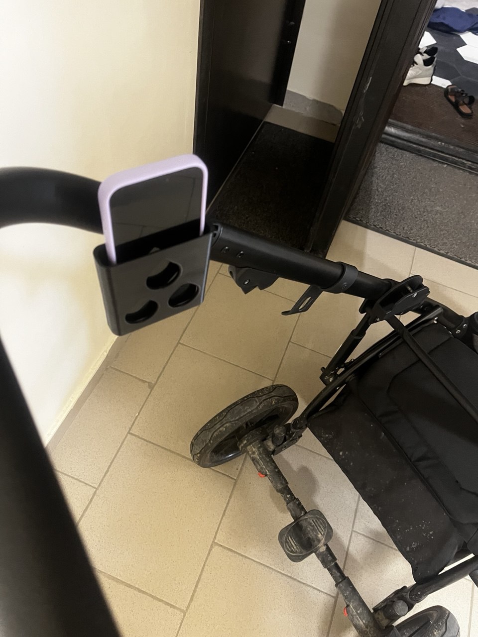 Baby stroller phone holder Adamex