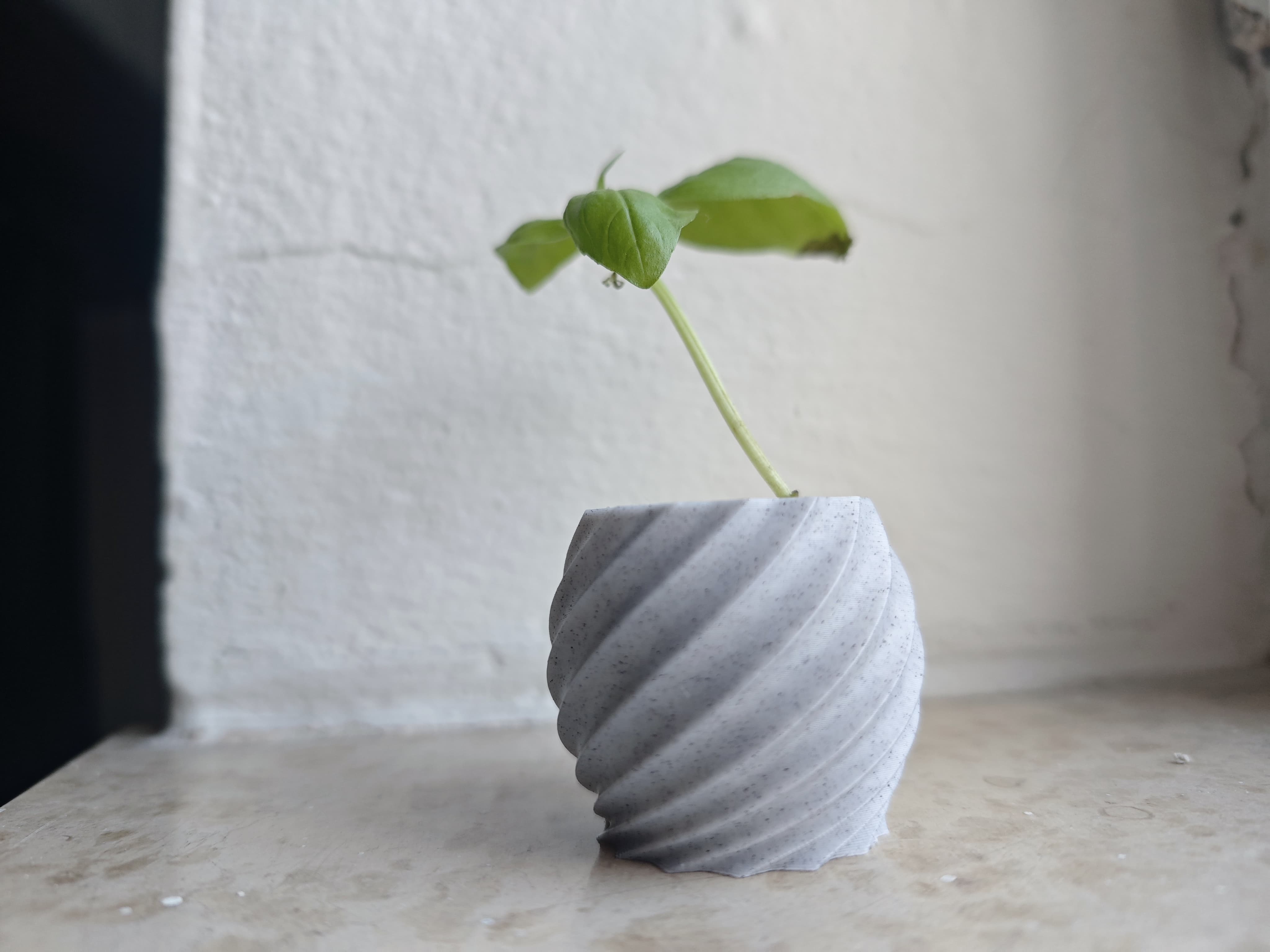Everydays 001 – Spiral Planter