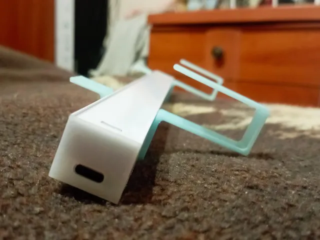 LED bar holder // sujeta barra LED
