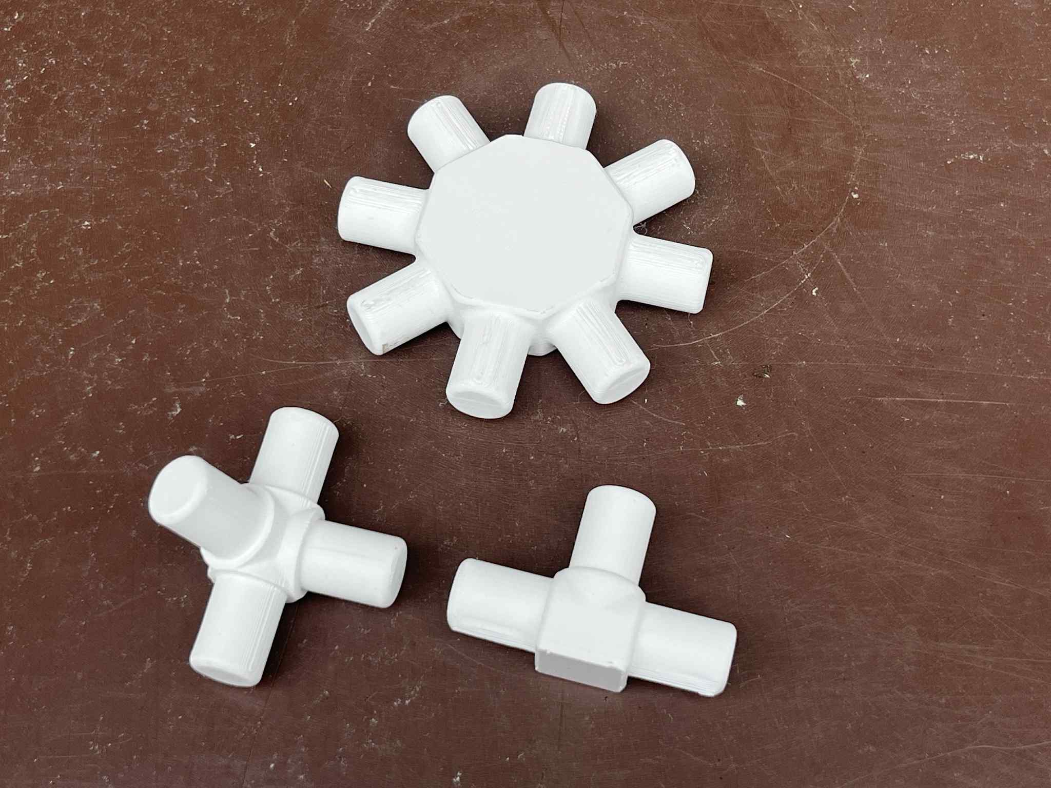 Spojovací prvky pro PPR potrubí DN20 / PPR DN20 water pipe connection