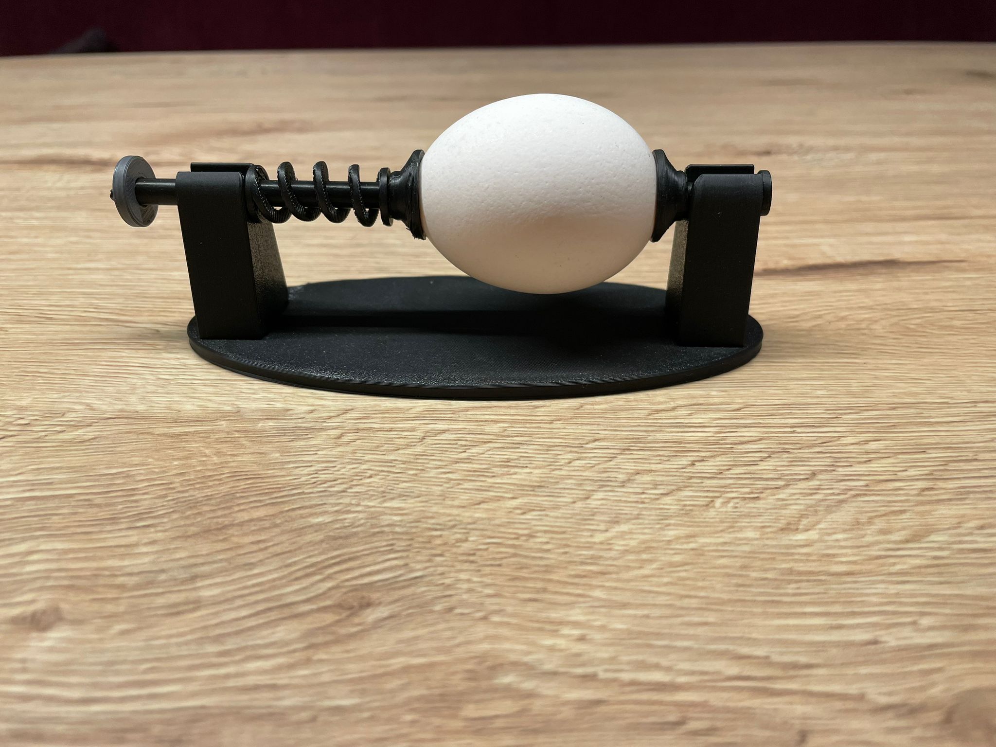 Paint‑A‑Egg Stand  / Eier‑Malhilfe