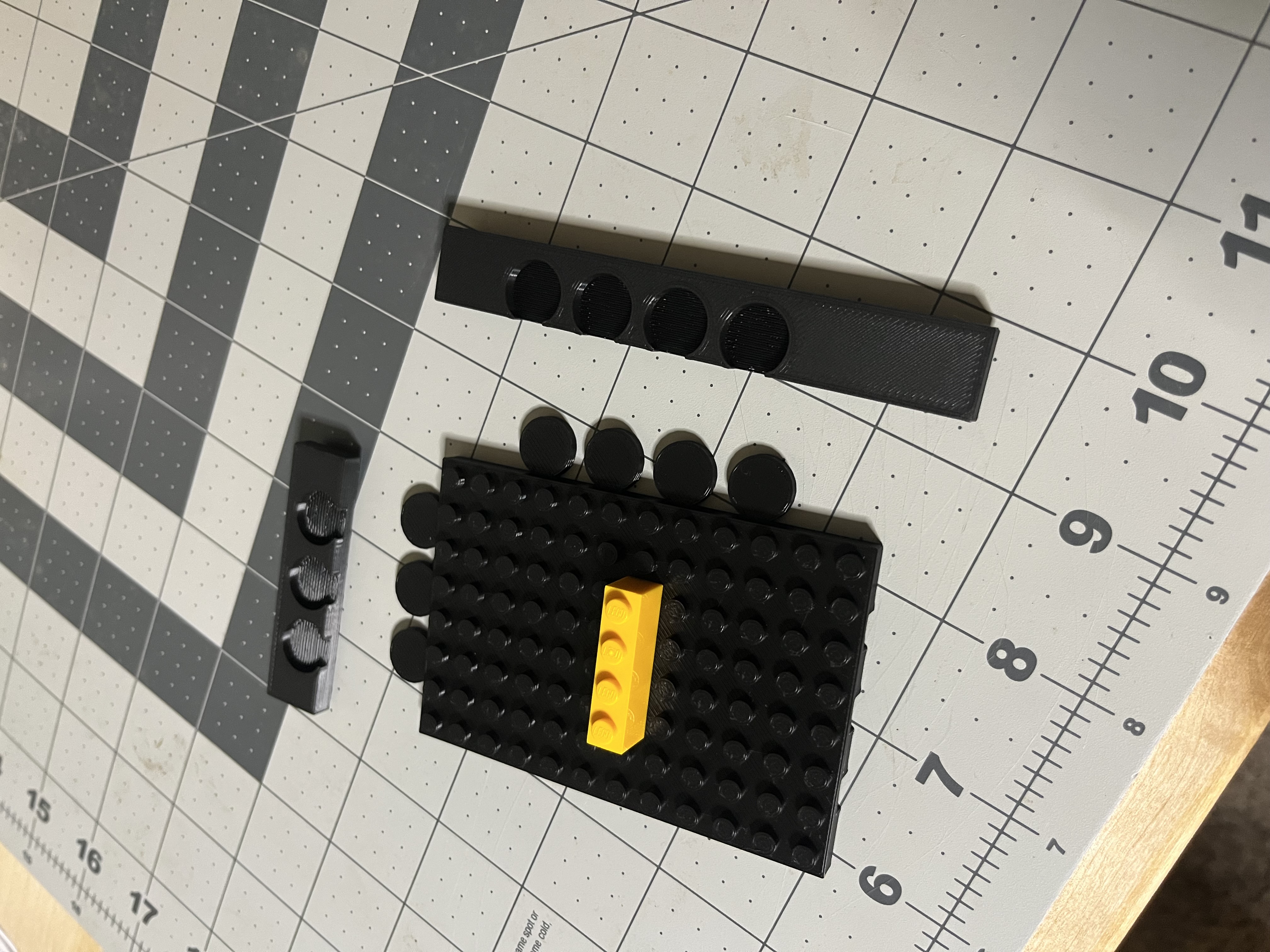 C Snap Danish Plastic Injection Molded Brick Compatable Prusa Core 1 Hat