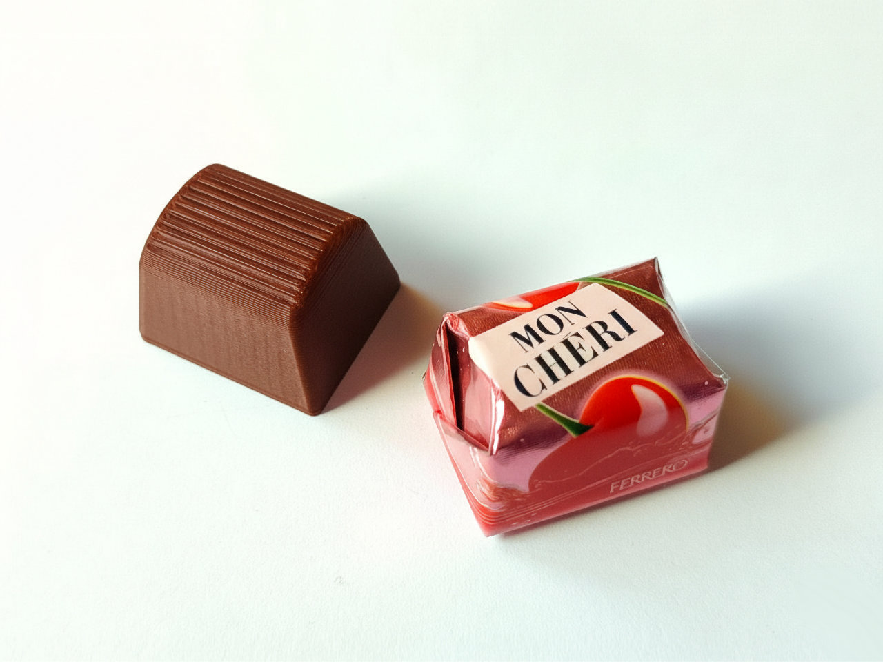 Mon Chéri, keychain and fridge magnet 3D model