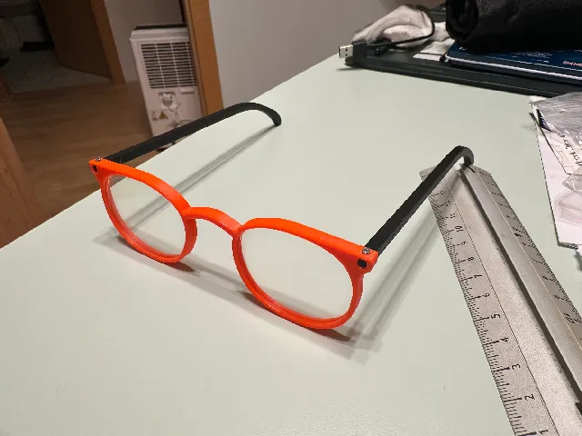 Glasses lenses