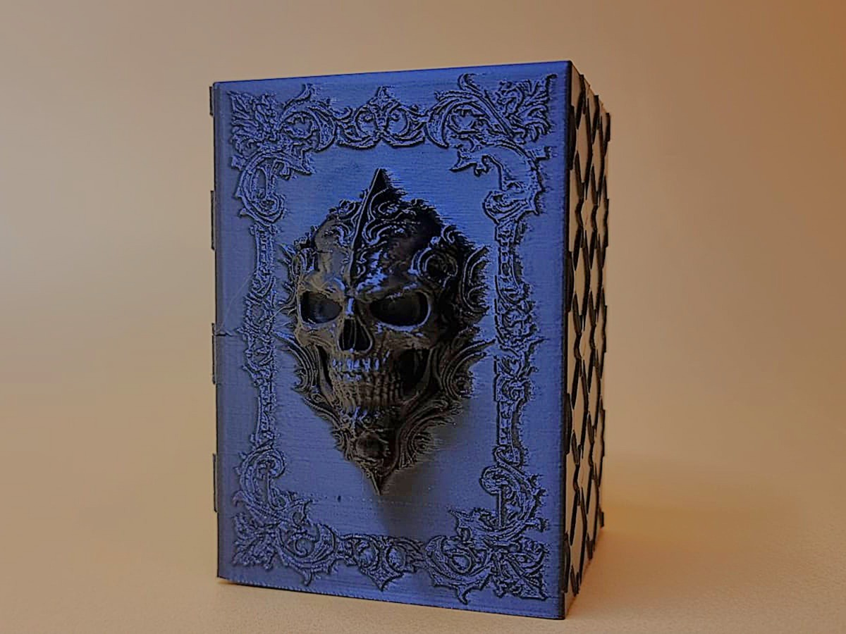 Gothic organizer