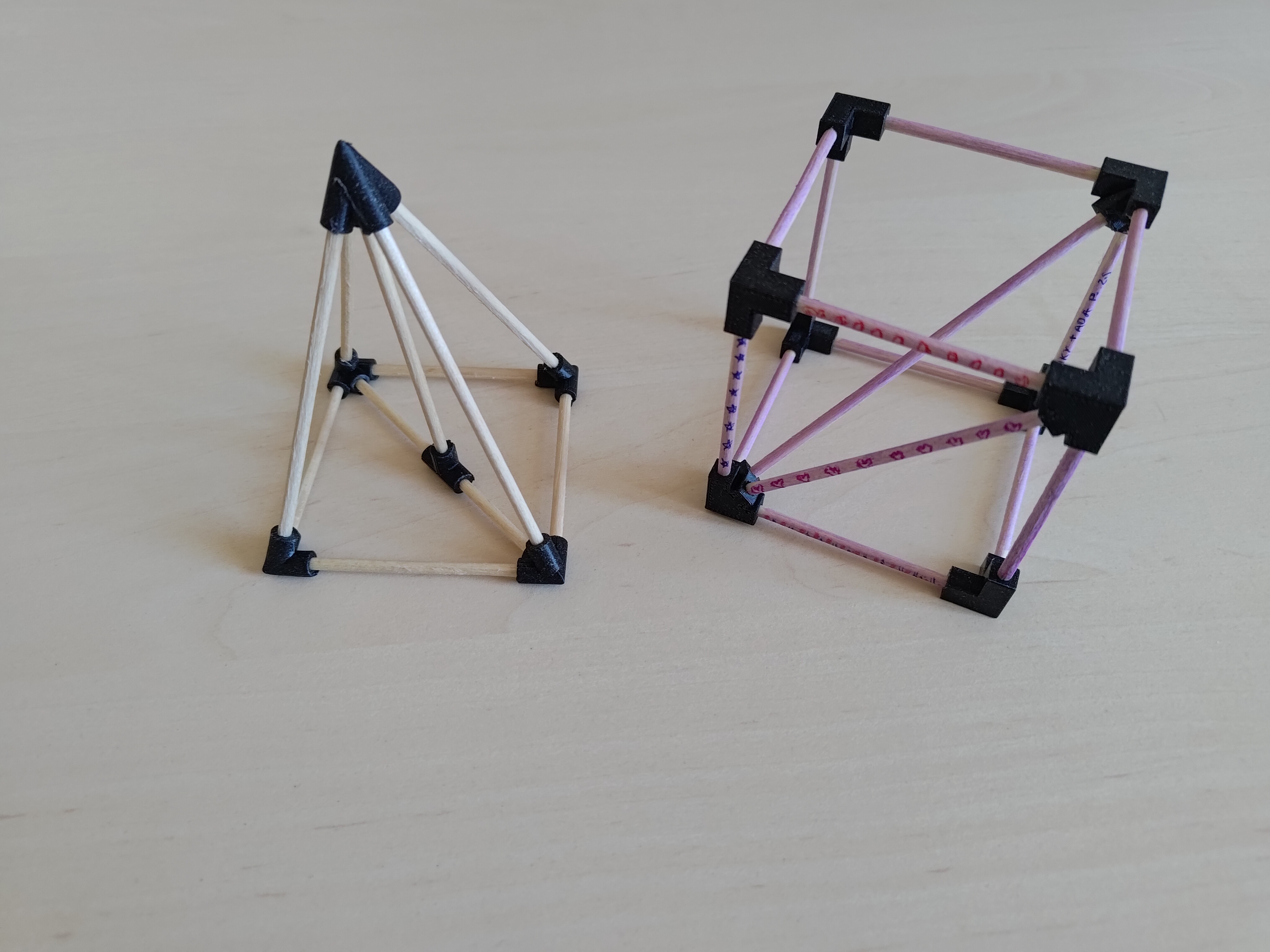 Cube model (not only) for stereometry