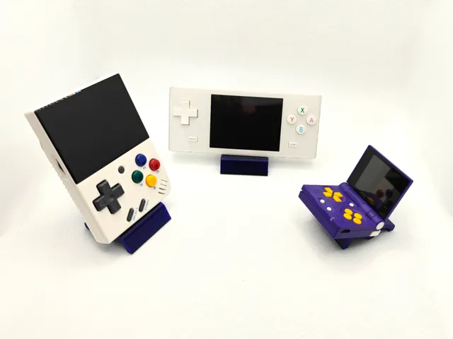 Handheld emulation console display stand V2
