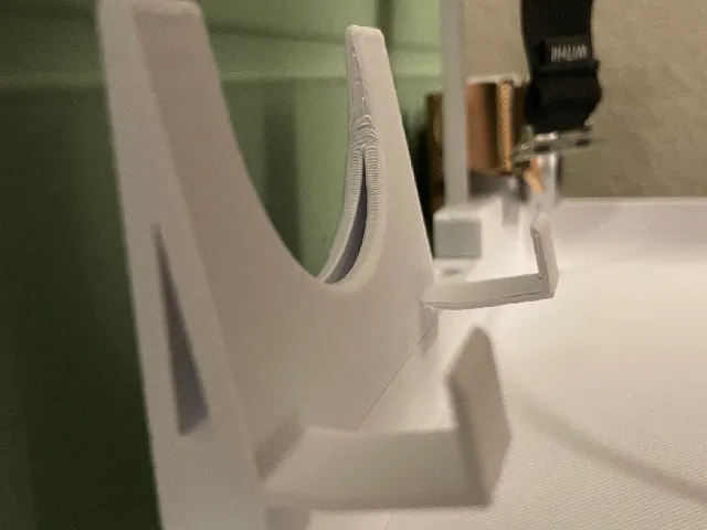 Phone holder but bigger