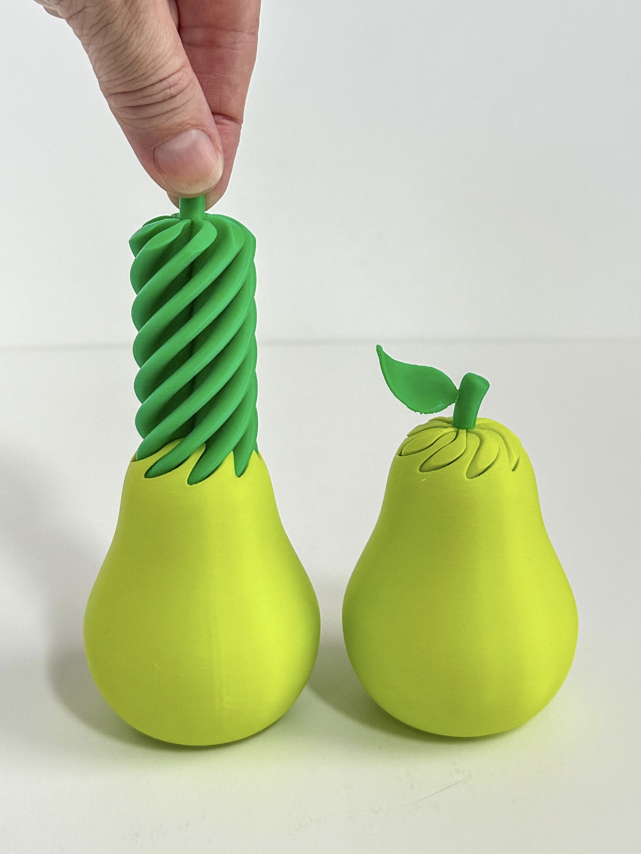 Pear Pass Through Fidget (2 Styles)
