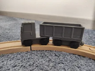 Truck Brio train adapter - chassis, cabin and trailers