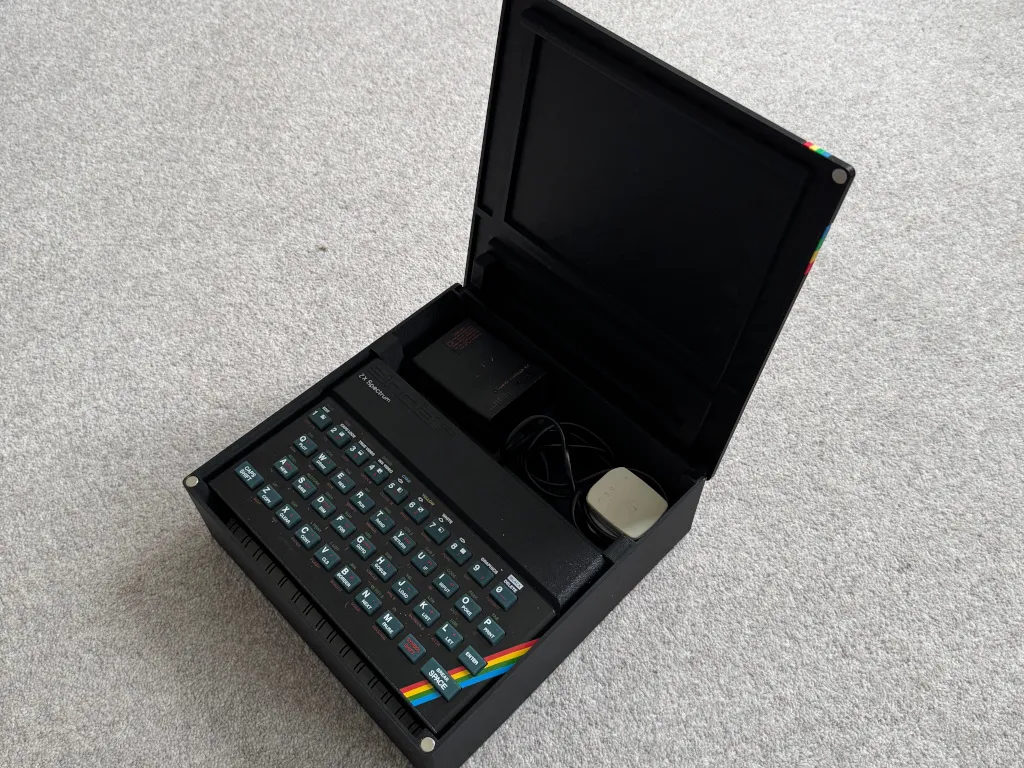Sinclair ZX Spectrum Storage Case/Box by TomDD | Download free STL