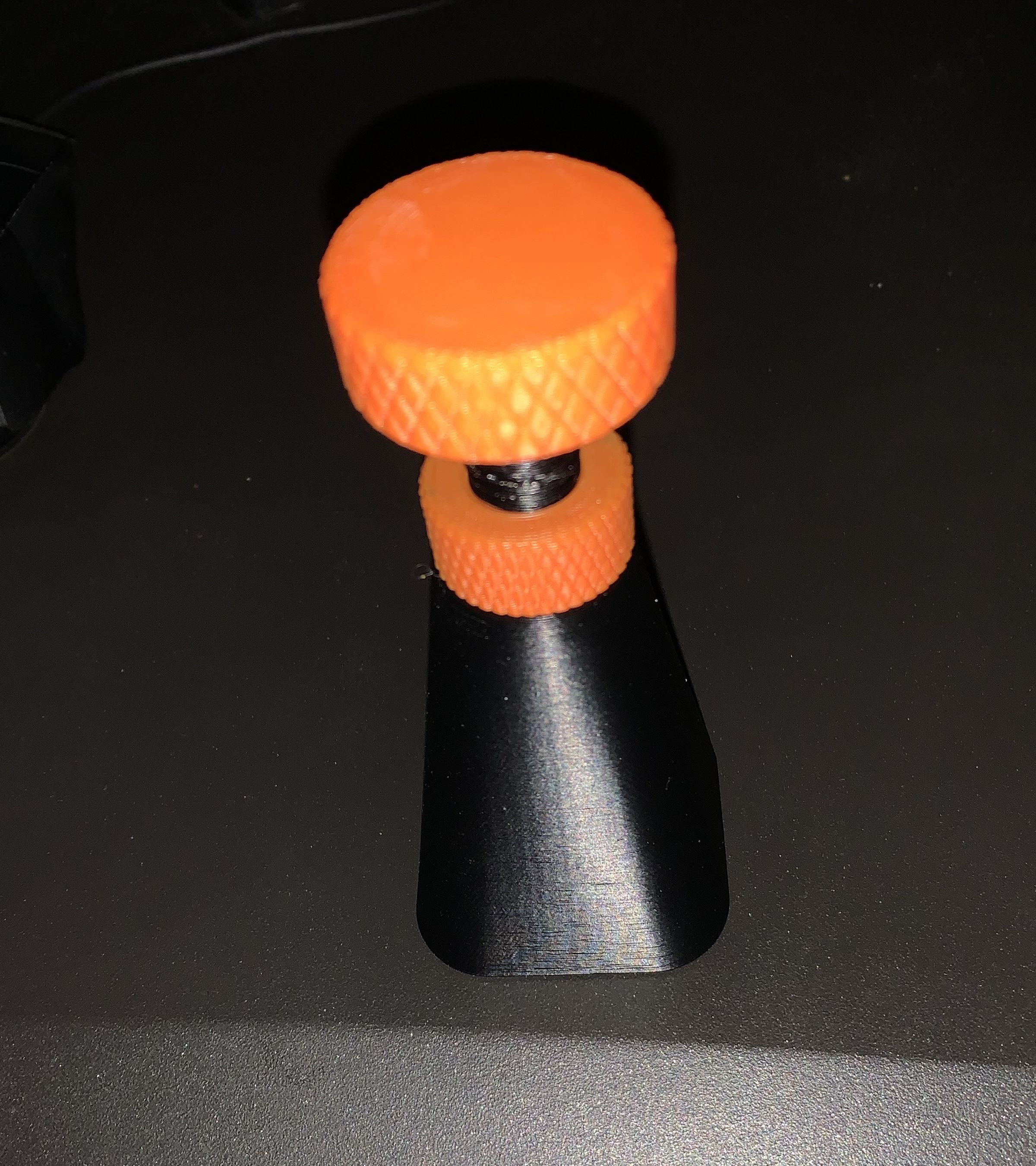 Miniatura 2 do modelo 3D Simple Jackscrew GPU Support