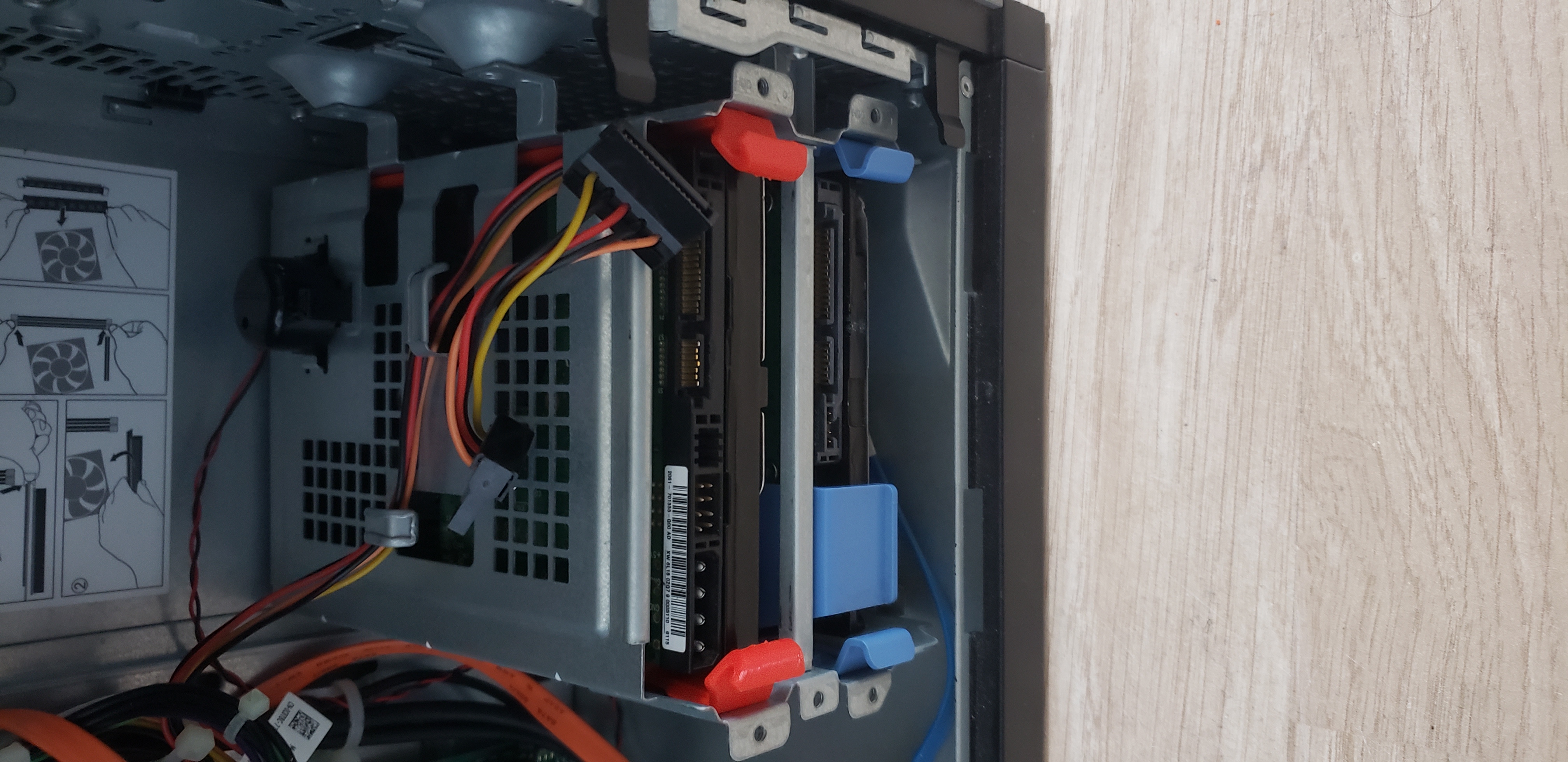 Dell Optiplex 3000 series hard disk caddy replacement