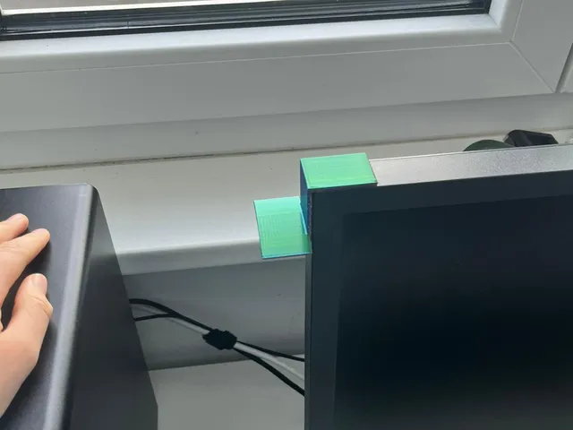 Universal headphone stand.