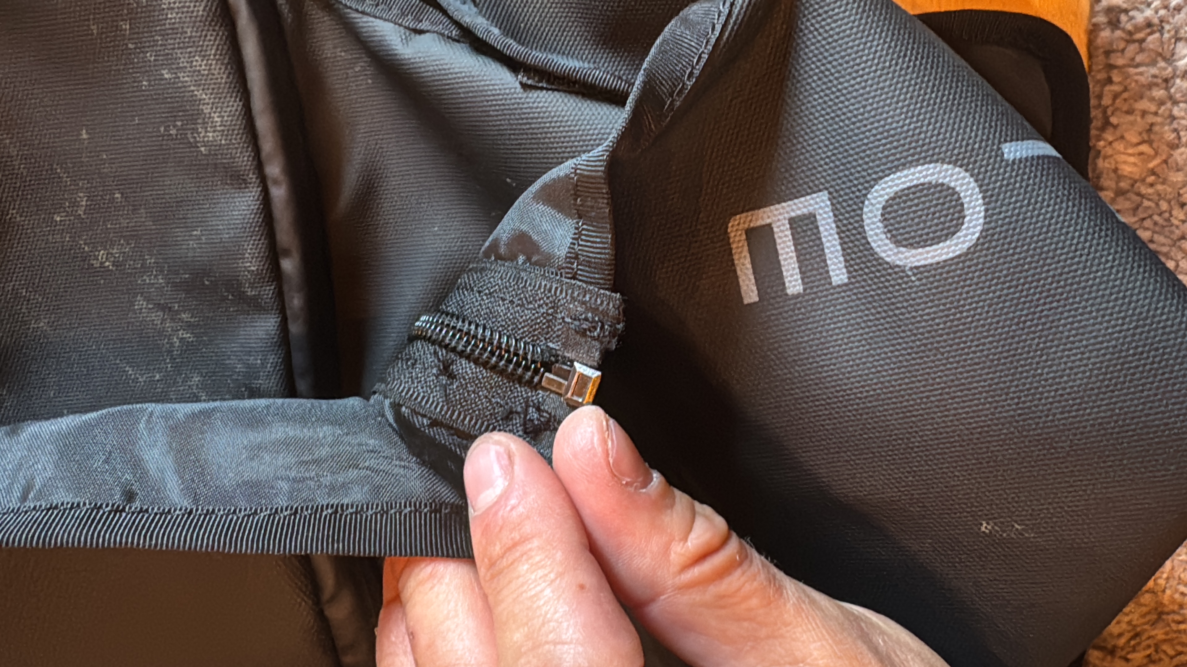 Reissverschluss Reparatur / Zipper fix