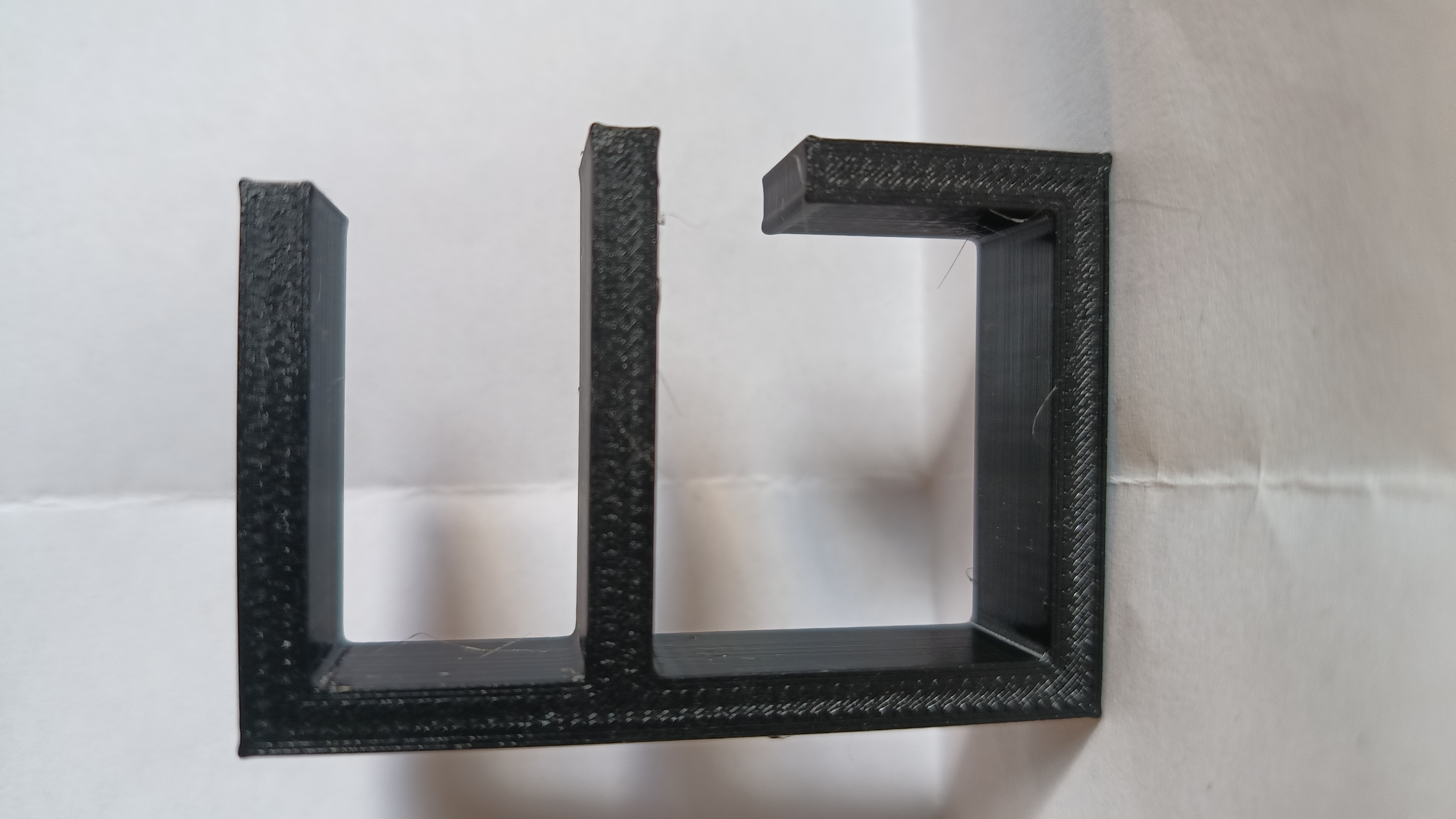Cable organizer for desk 1.9cm prototype 2