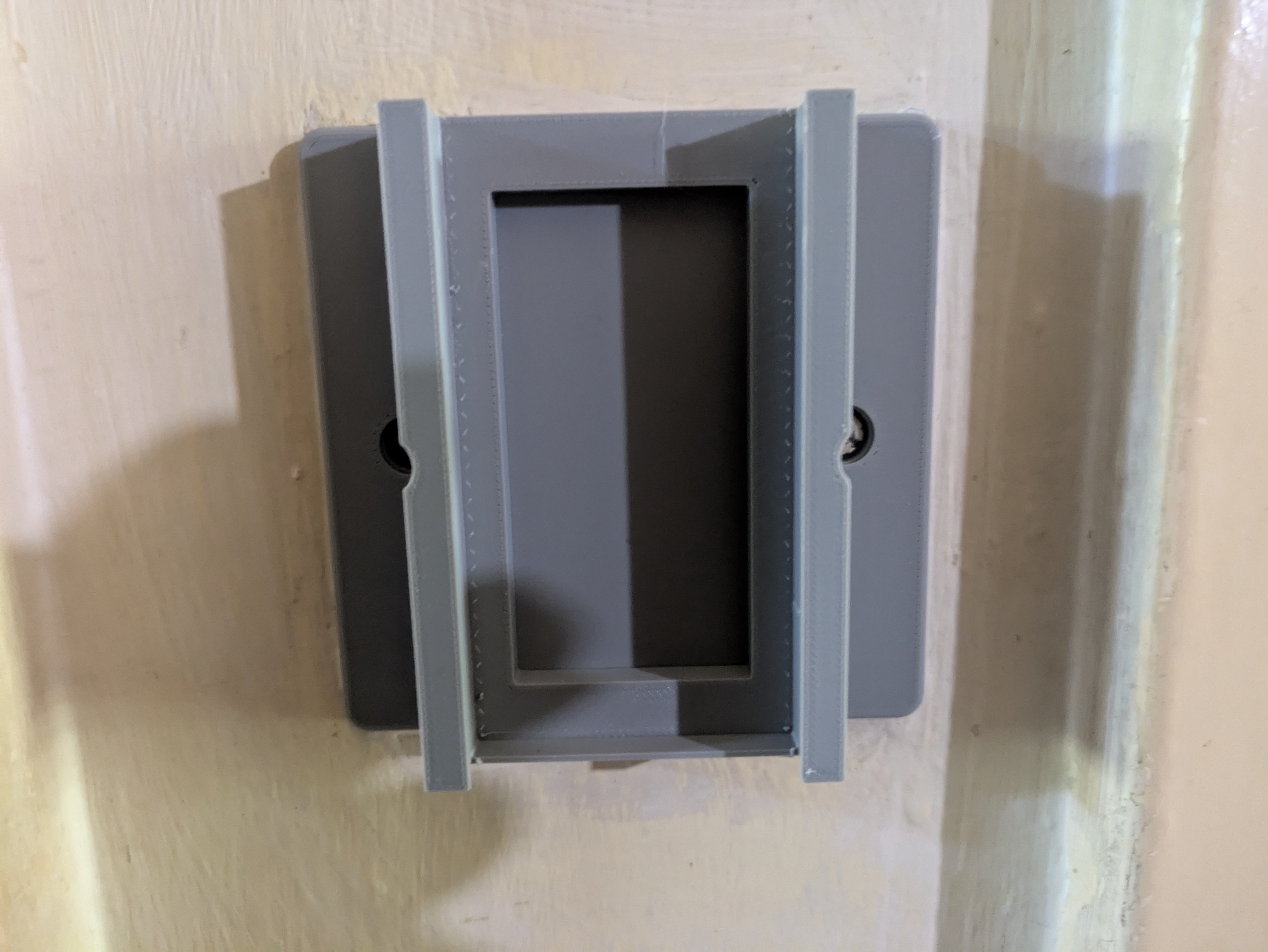 Miniatura 2 do modelo 3D Sonoff iFan remote light switch mount