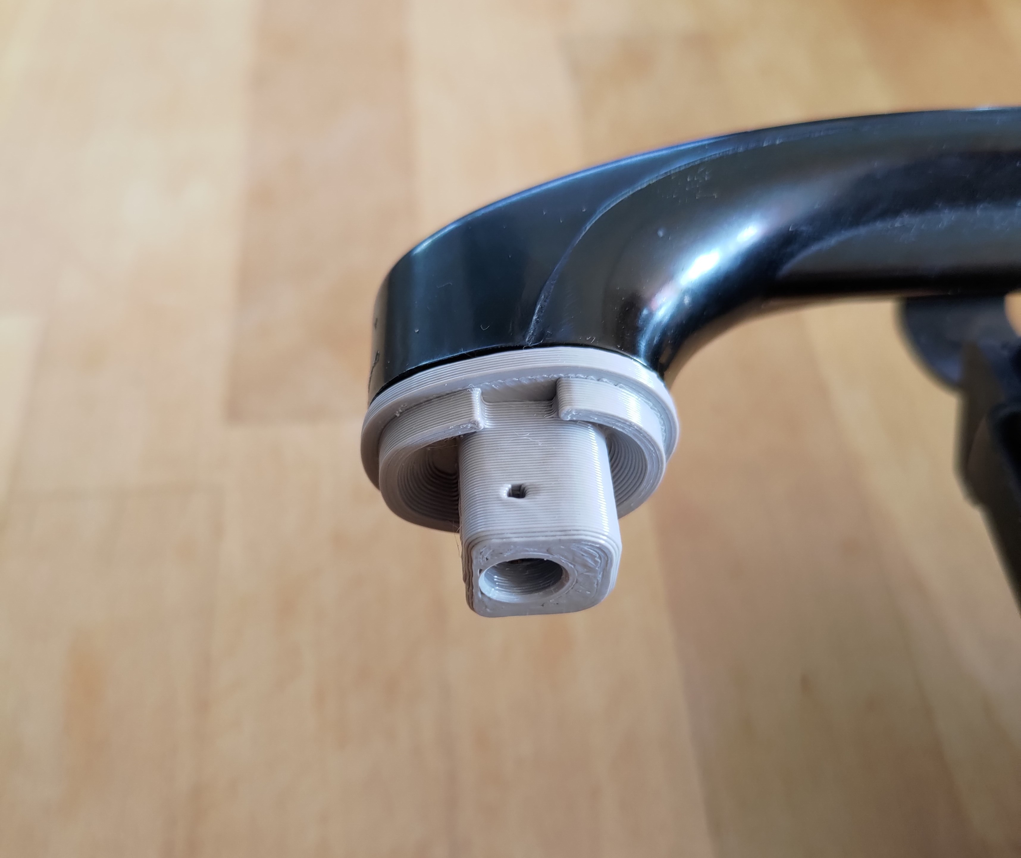 Tefal Inicio Grill GC241D Handle connector piece