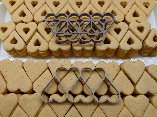 Cookie cutter set - 5 hearts