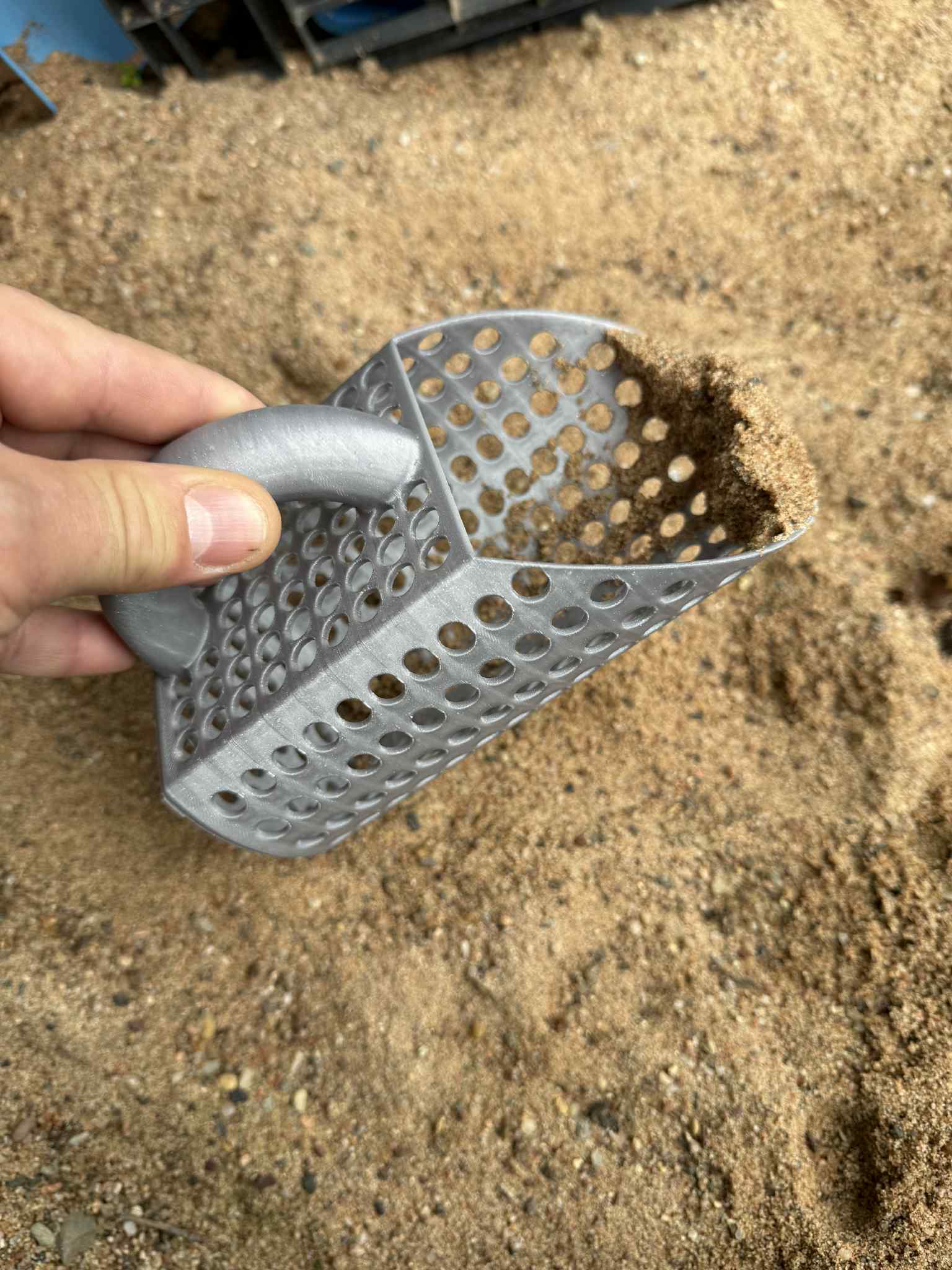 Sand strainer, for the beach, or for cleaning sand
