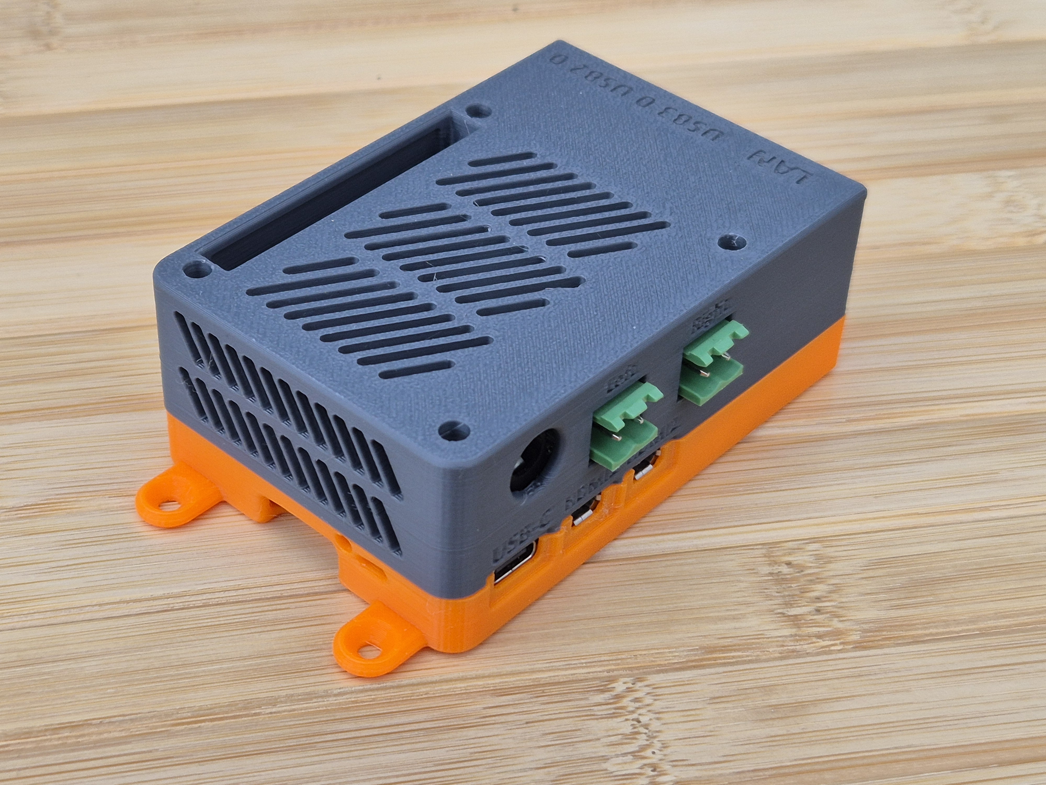 Raspberry Pi 5 & DigiAmp+ HAT Housing by Nerdiy.de