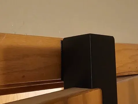 Cat Friendly Door Jam