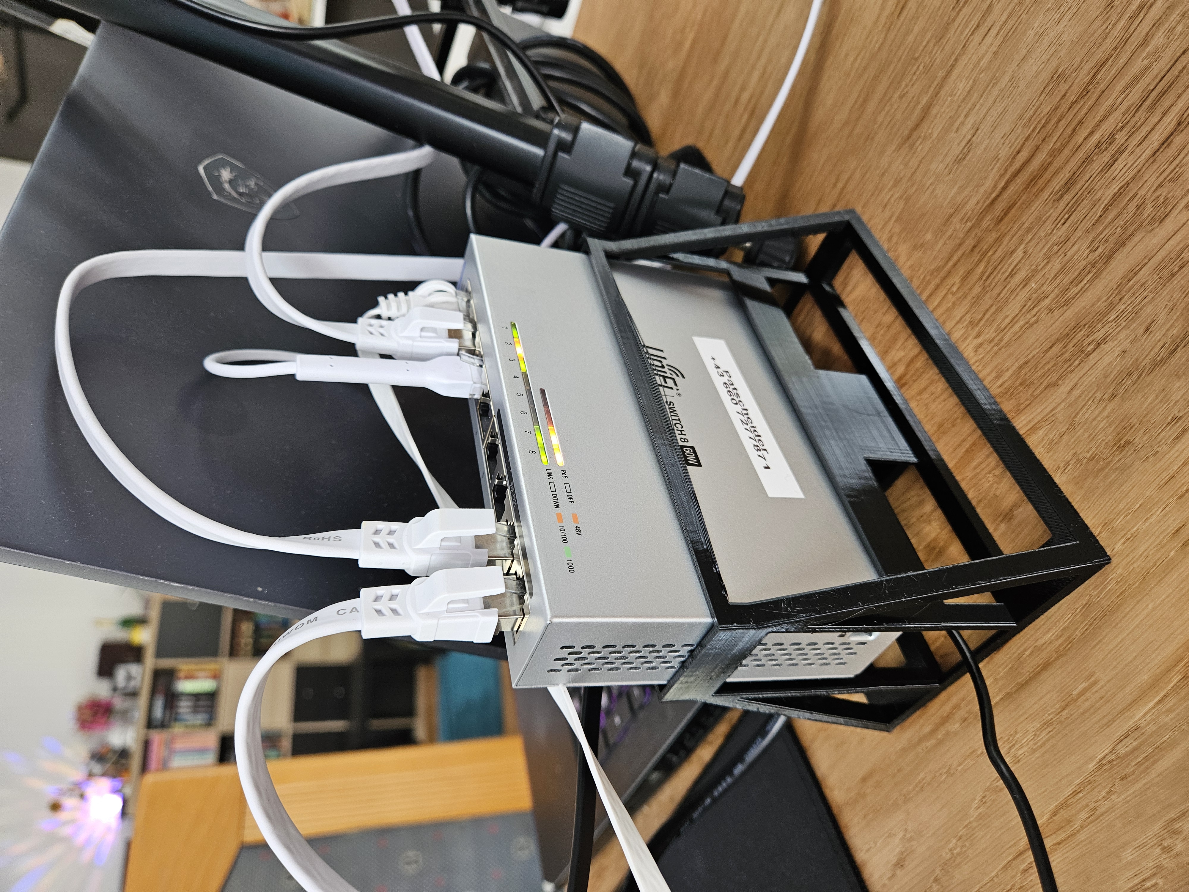 Unifi Switch 8 Mount for LAN-Party