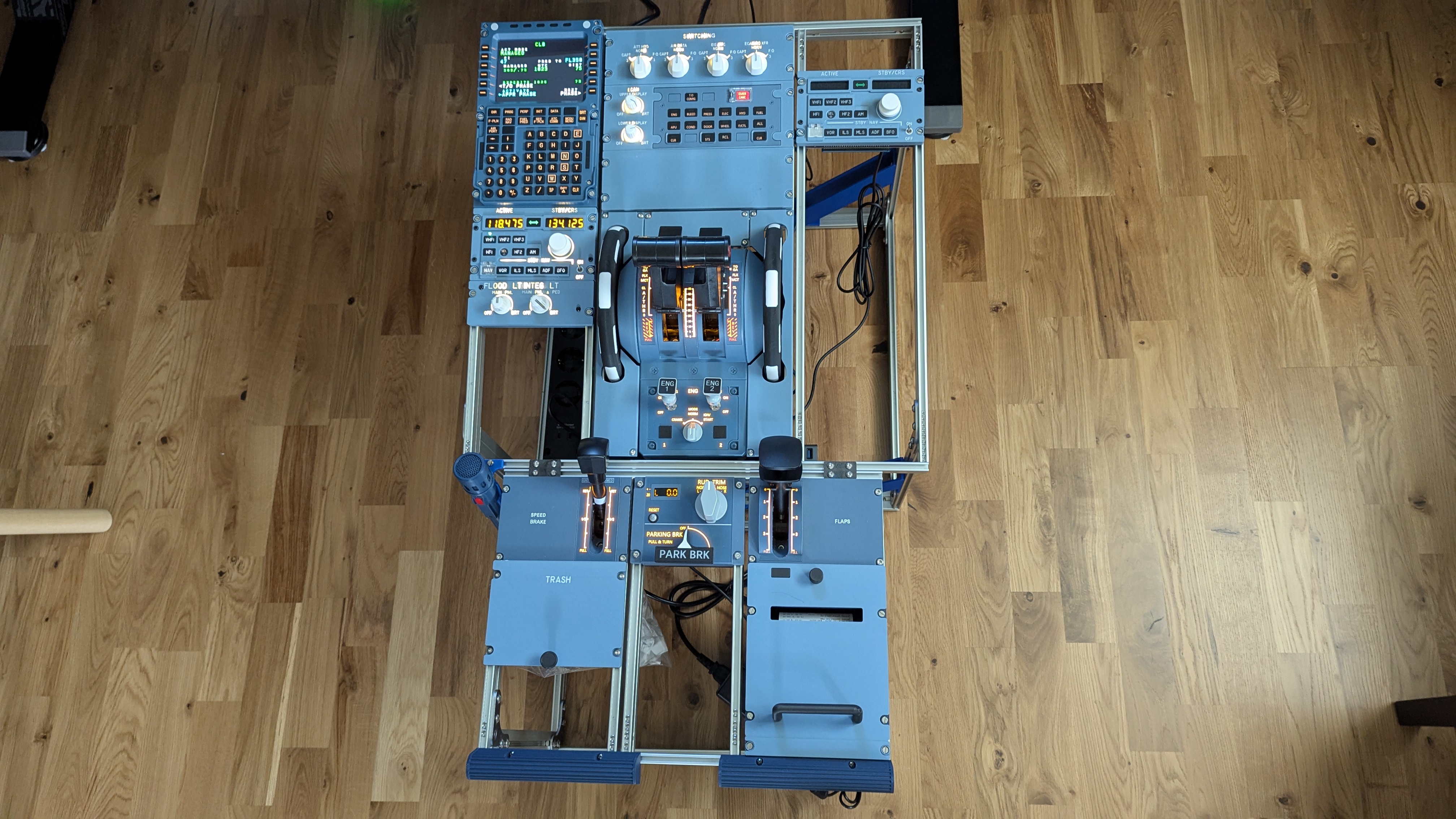 A320 Metal Extrusion Pedestal