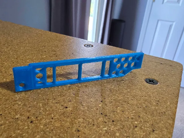 Lenovo Tiny Bracket for Mellanox ConnectX-4 CX4121C SFP Card